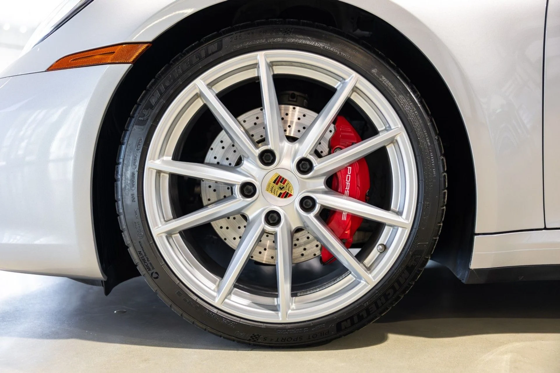 mph019_1067365032_UQ_309697e3ba