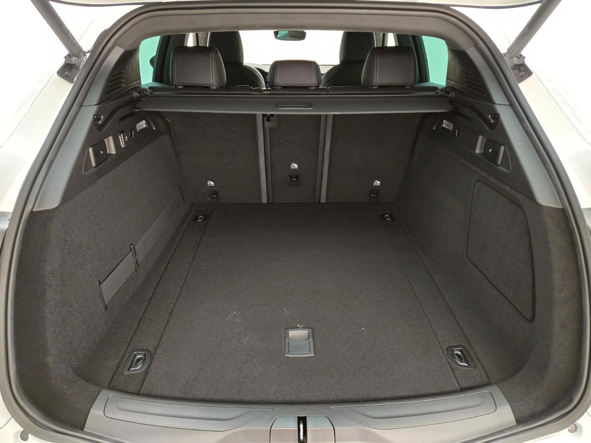 mph019_1067711853_New_2025_Maserati_Grecale_Modena_1767421151_a473abb599