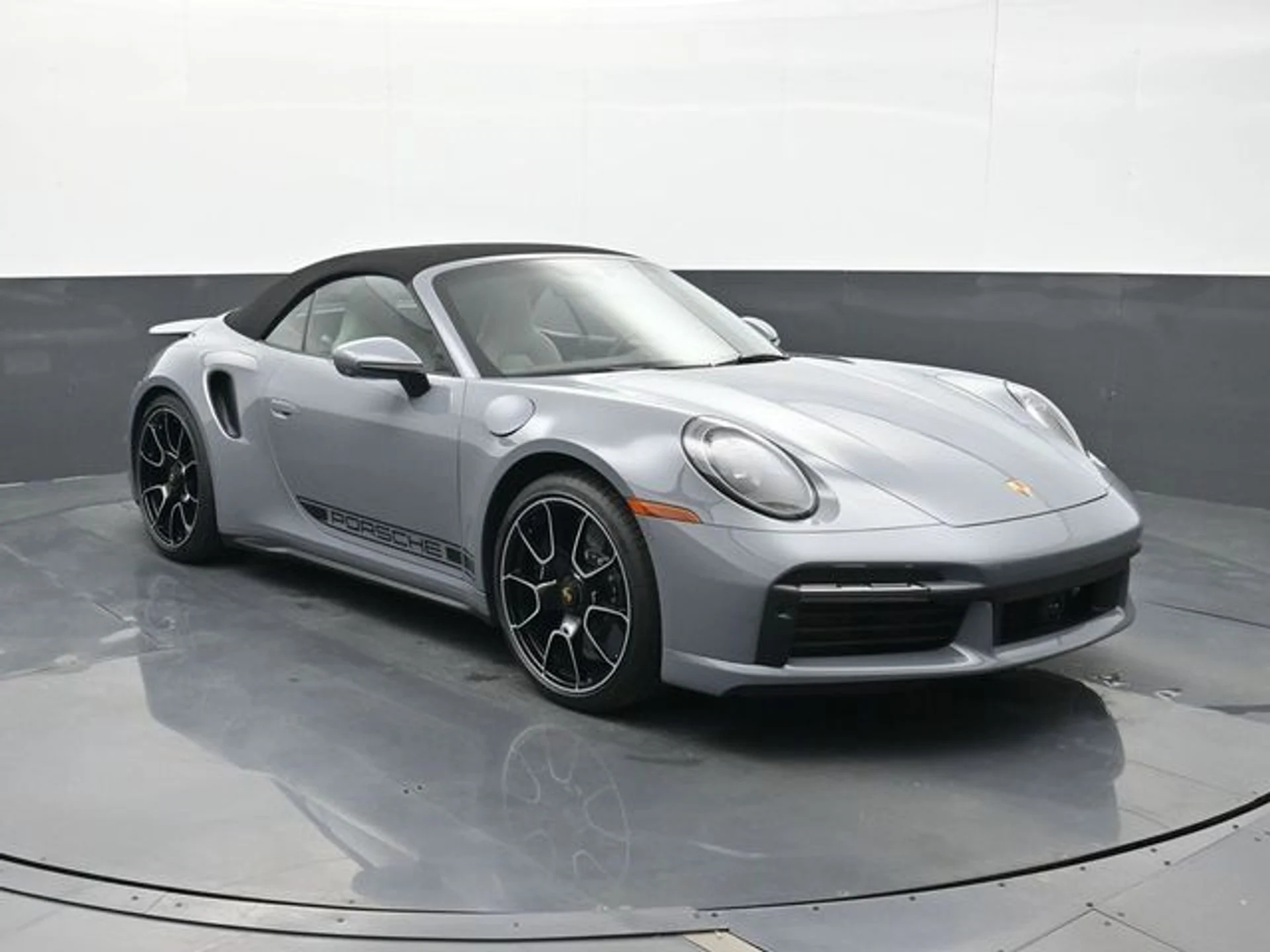 mph019_1069129933_2c1d3db8fc8ea57947b41cff9012599fx_ae15e617db