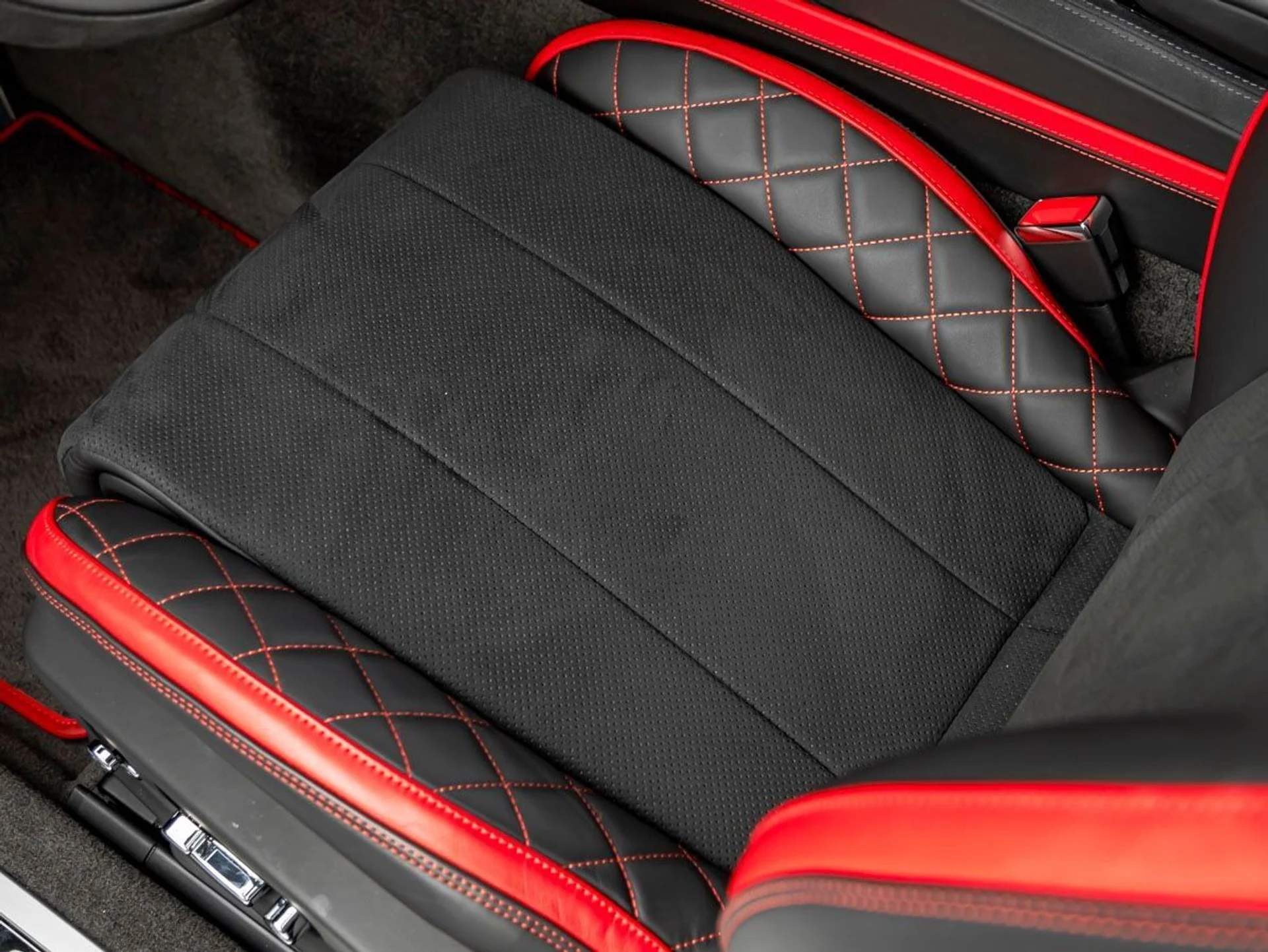 mph019_1070230660_20_64acb91994