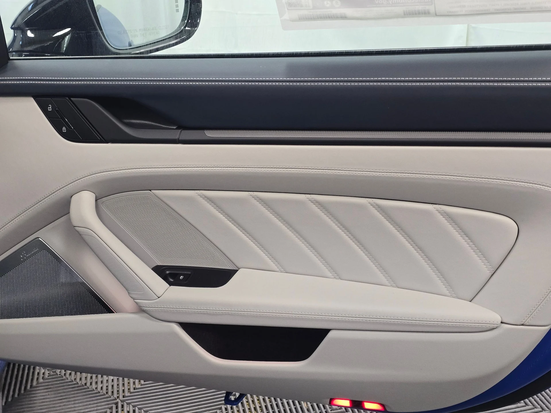 mph019_1073115249_048cbb118bb96a06e6acea315c8c160ax_16937578b7