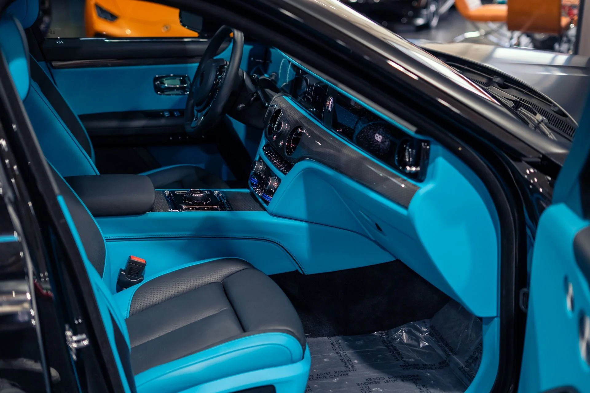 mph019_107839794_Used_2023_Rolls_Royce_Black_Badge_Ghost_Commissioned_Turchese_Interior_Huge_Sticker_1781111674_aed514d8ce