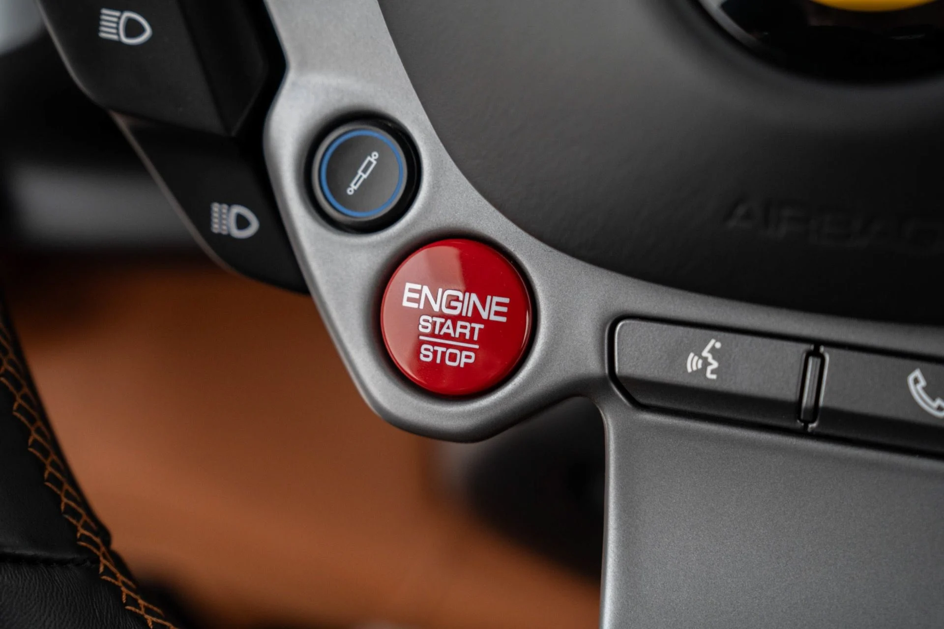 mph019_107872380_Used_2019_Ferrari_812_Superfast_1774387530_8002f66543