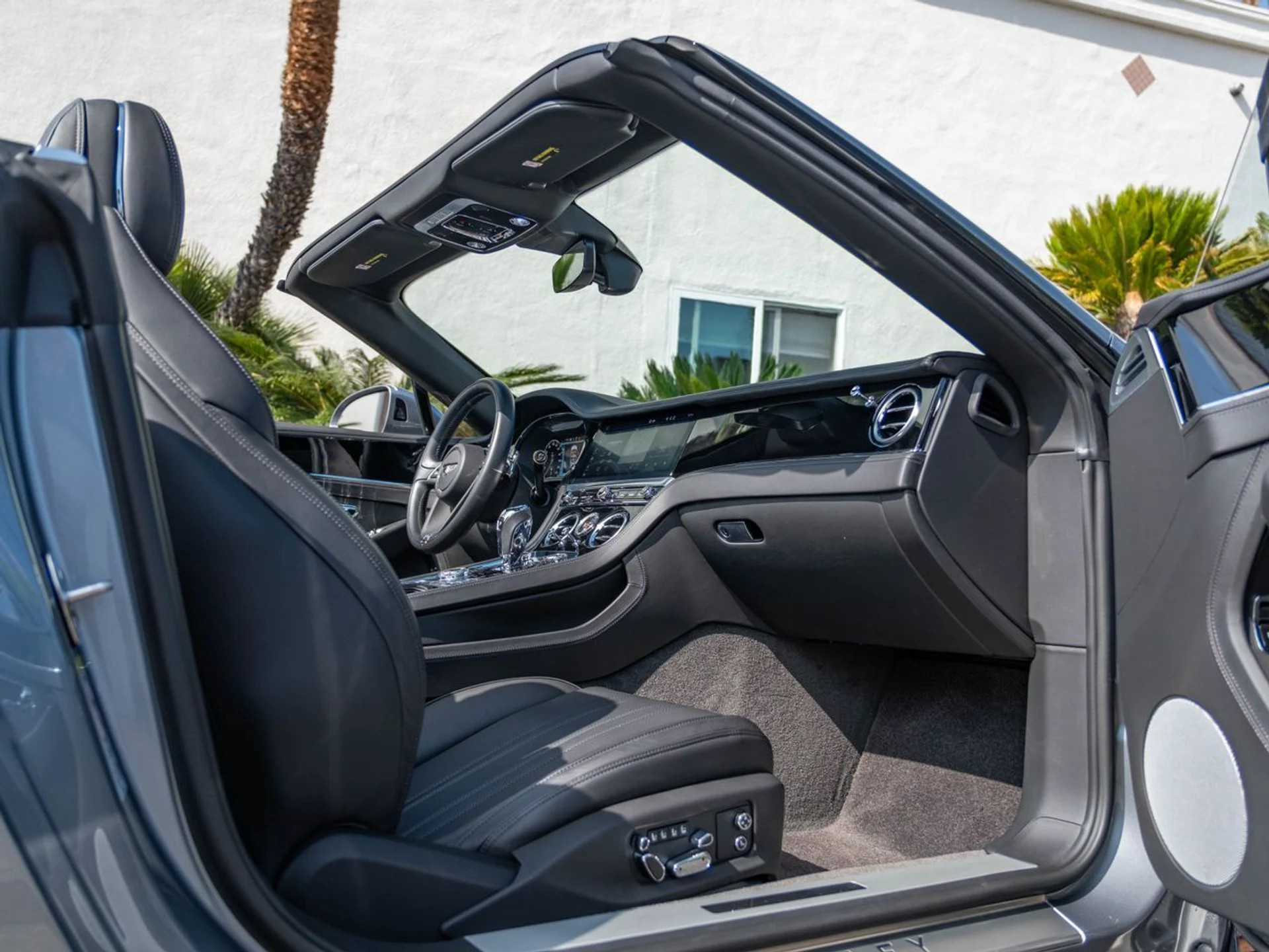 mph019_1079739258_8ea4a4b20e84d211f81a9e694442c028x_3d98dc91ae