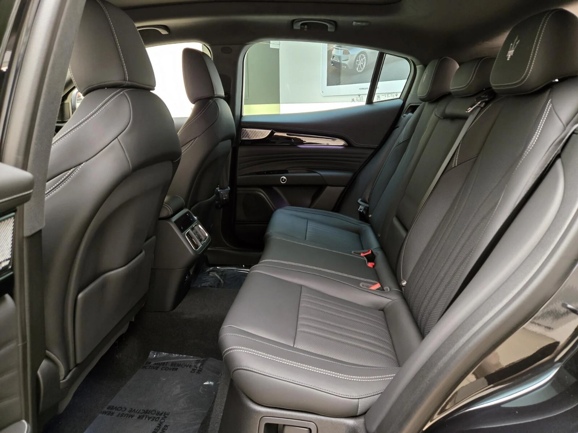 mph019_1083322867_Used_2025_Maserati_Grecale_Folgore_1765003986_a86aa14a62