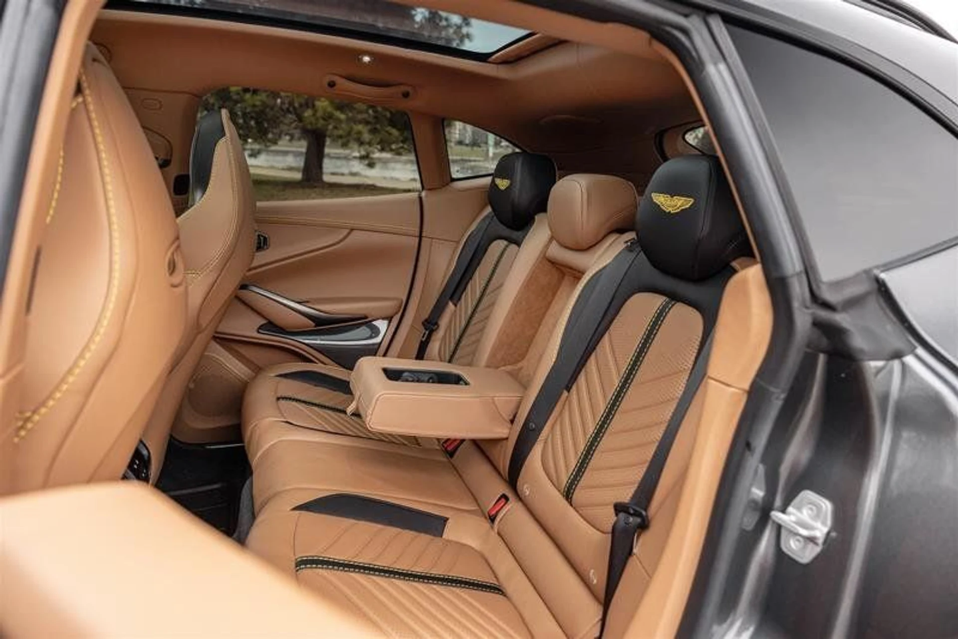 mph019_1087116911_37739096_01732_11747137_1592002664_c0a3d34443