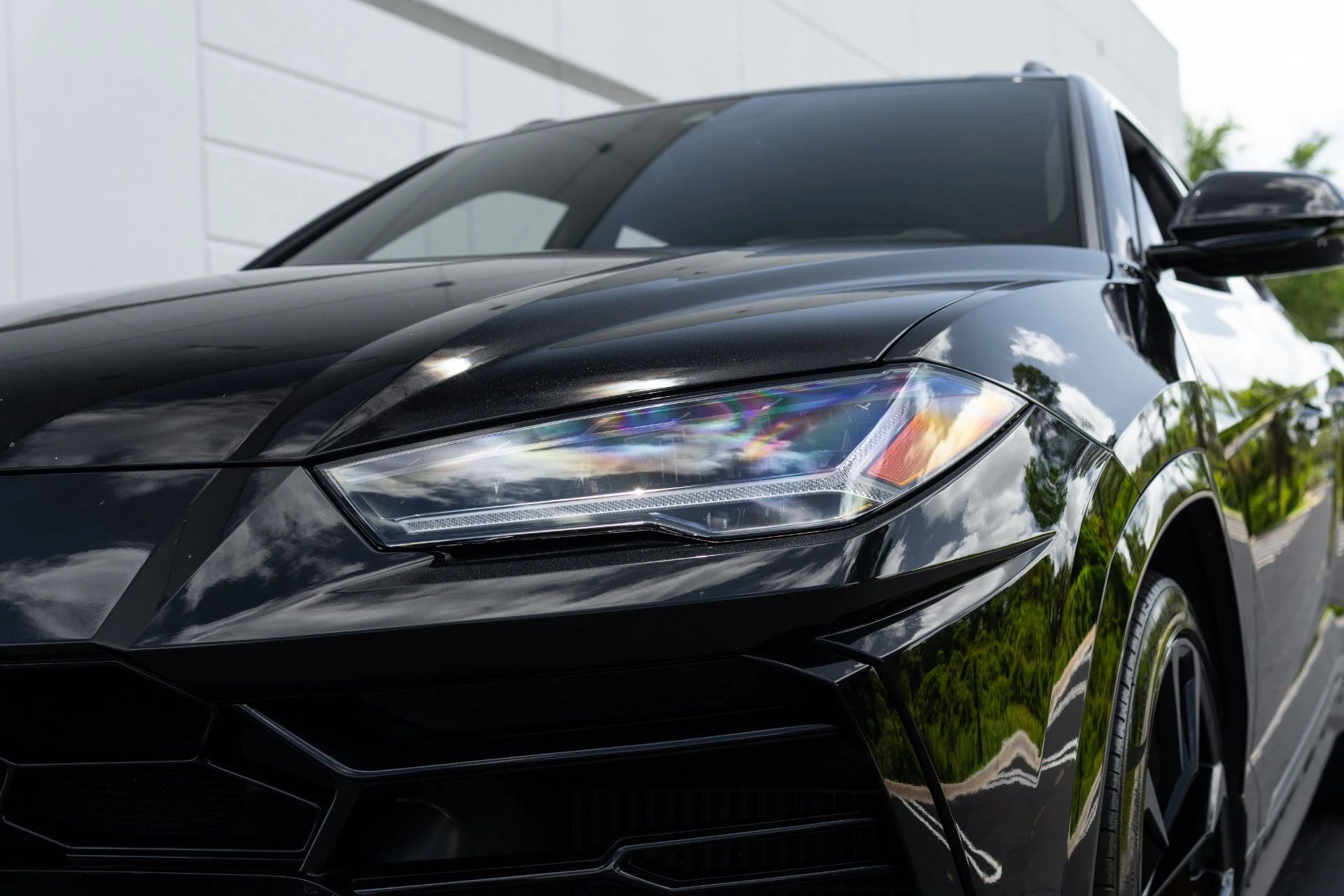 mph019_1091726548_Used_2022_Lamborghini_Urus_1776127481_3e173164ec