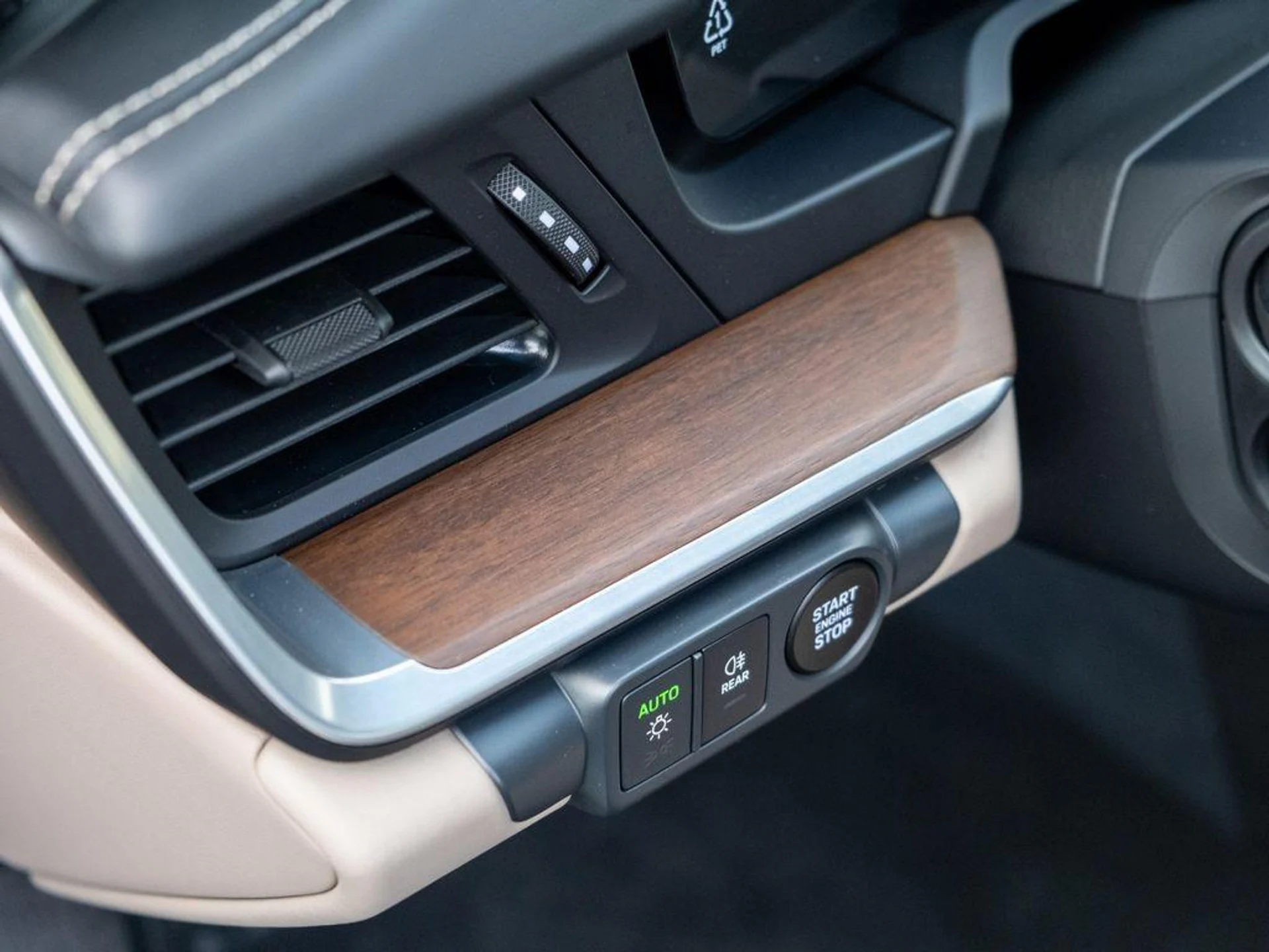 mph019_1098152289_Vm_ESQXB_Qp_Sr_MBQ_Ht_Aq91_E_Xrr_O5c_a7dcb380f7