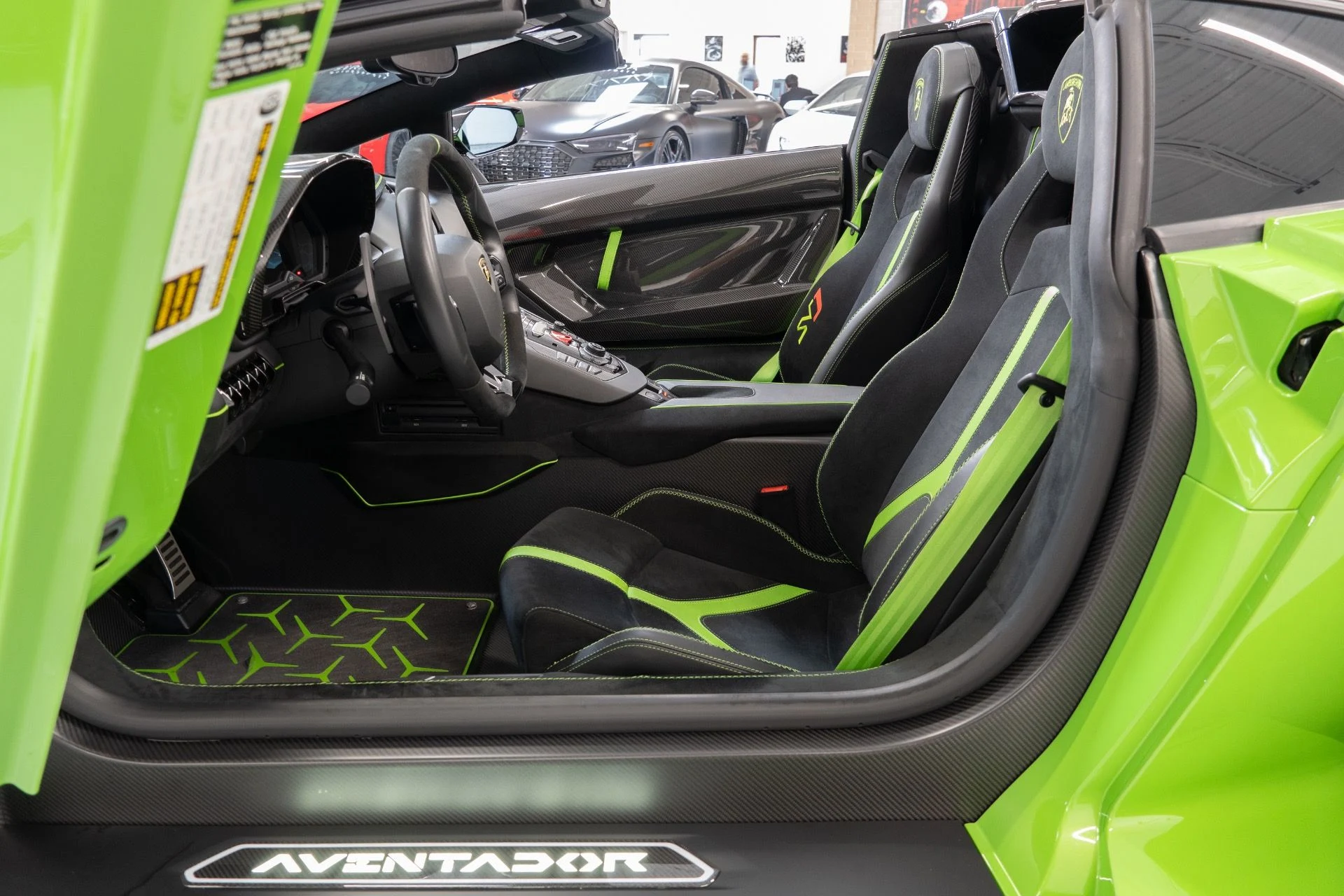 mph019_1102536391_Used_2021_Lamborghini_Aventador_LP_770_4_SVJ_1763584595_ac7651f7aa