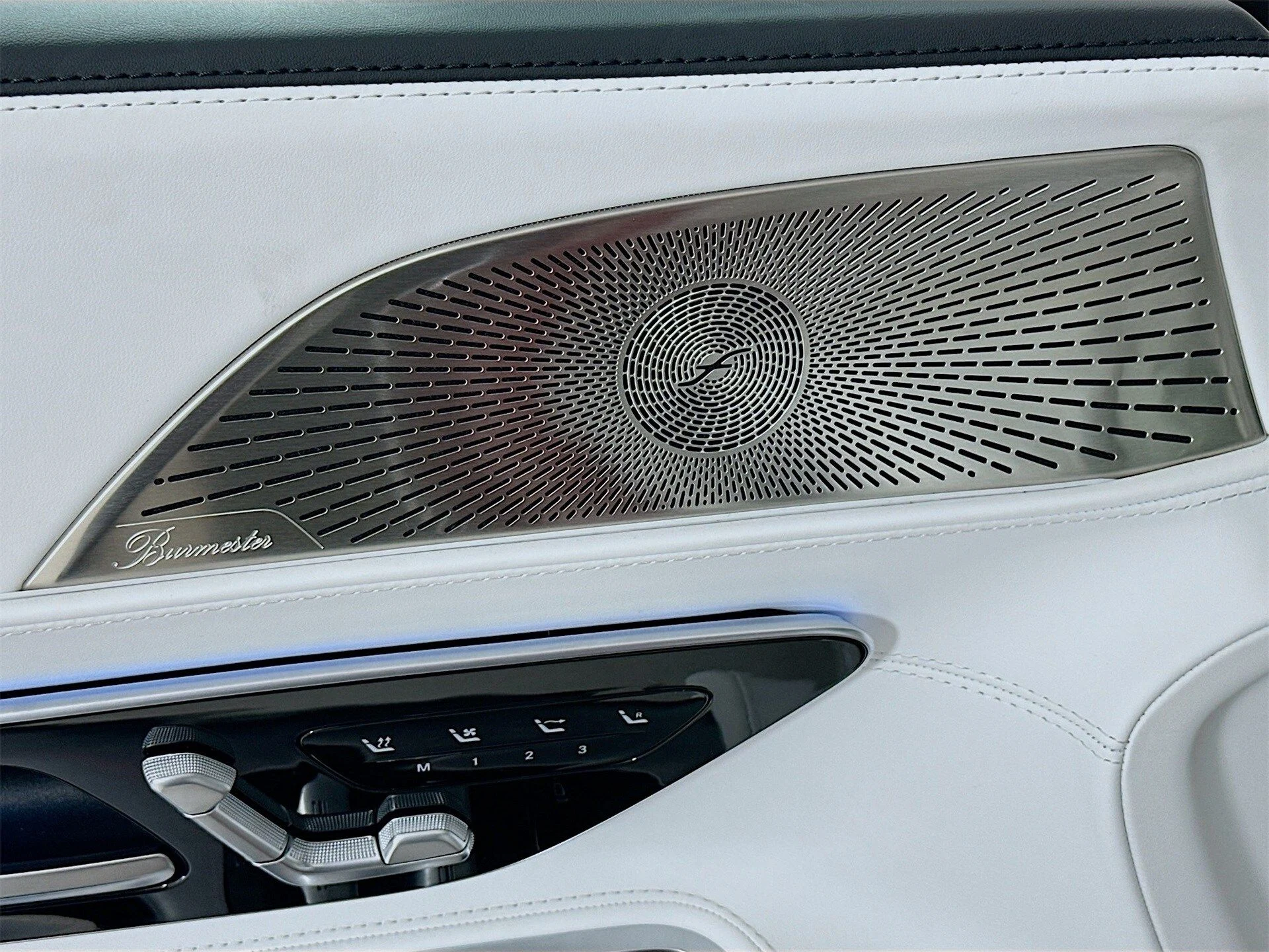 mph019_1103236882_010b5805ad5af11e1259074e07a52278x_5664f28abe