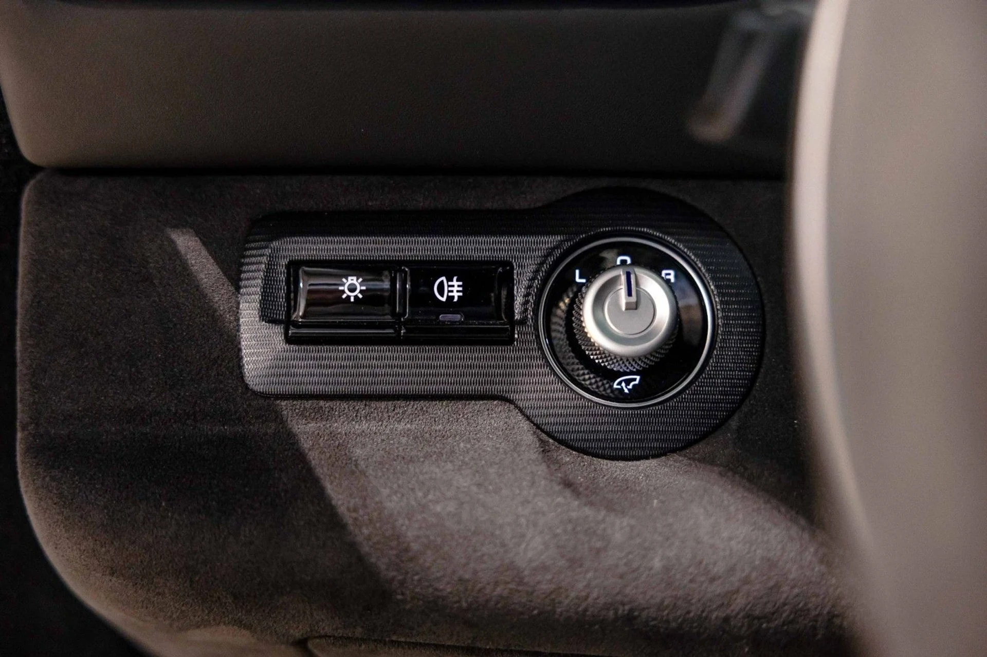 mph019_1103982665_RA_173d001283