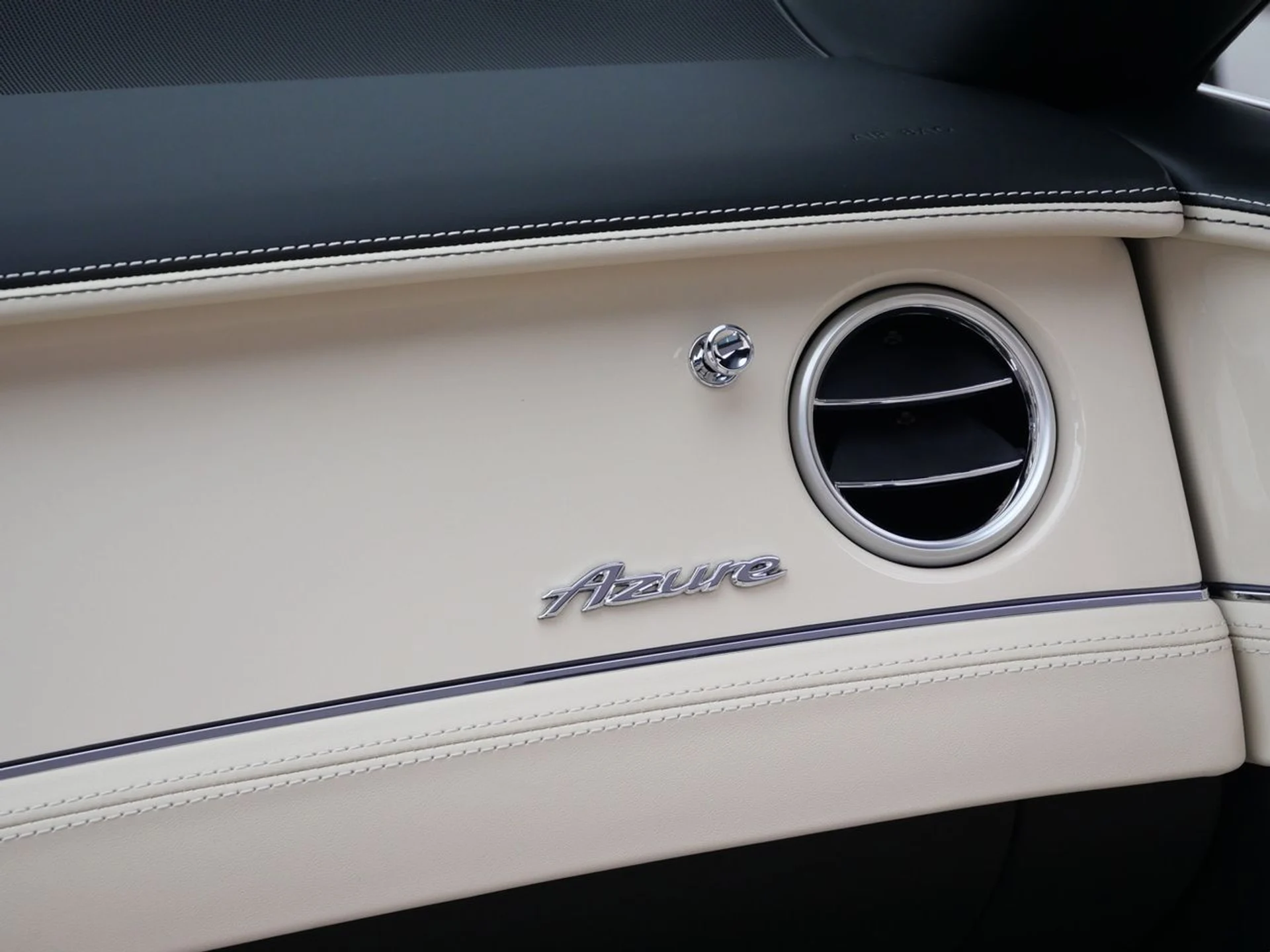 mph019_1108348679_7073bd00ea57788cbdc8306f0371a688x_2357a153d5