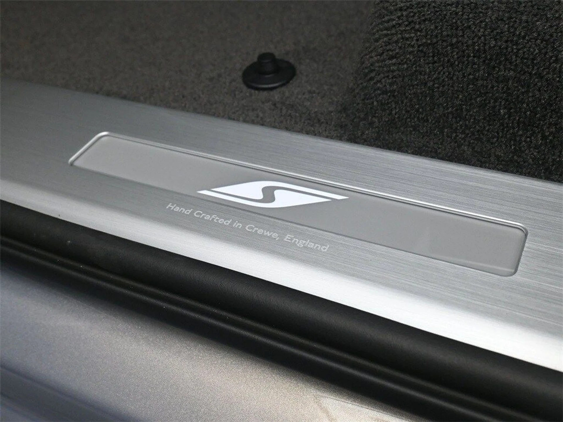 mph019_110880302_dc1c3a8cb315302e390d99b1b99af524x_651ff1861a