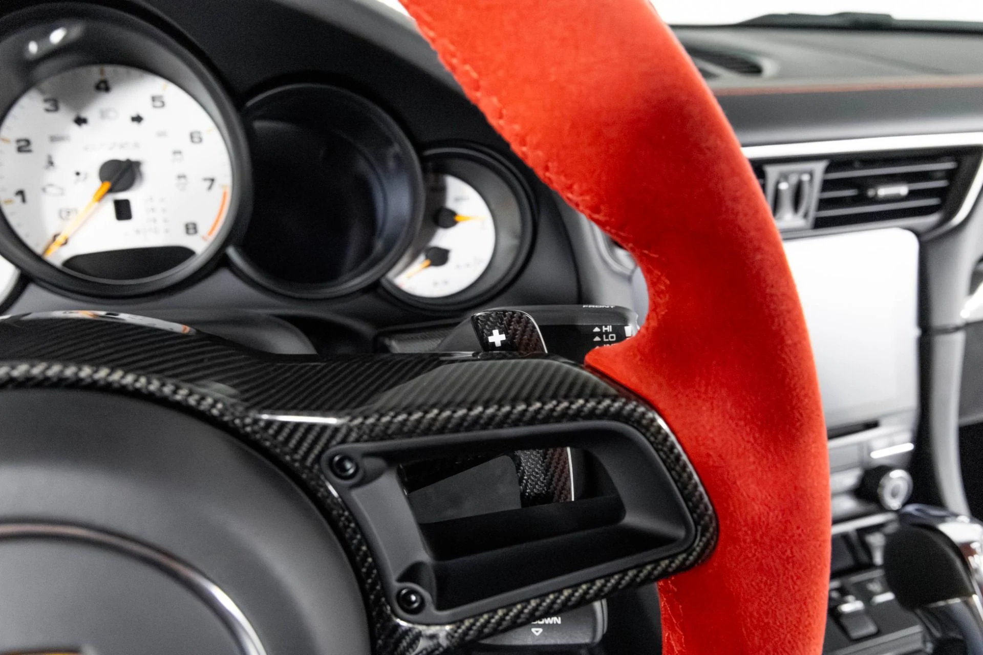 mph019_110924883_Used_2018_Porsche_911_GT_2_RS_1763508422_749ce2b272