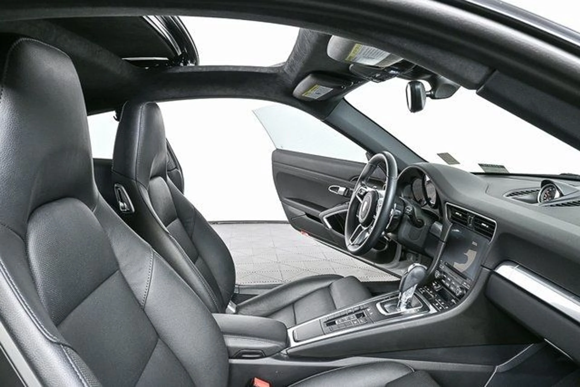 mph019_1111112626_9099d30383613cc45a8db3a4d4dcebe3_ec94f1711f