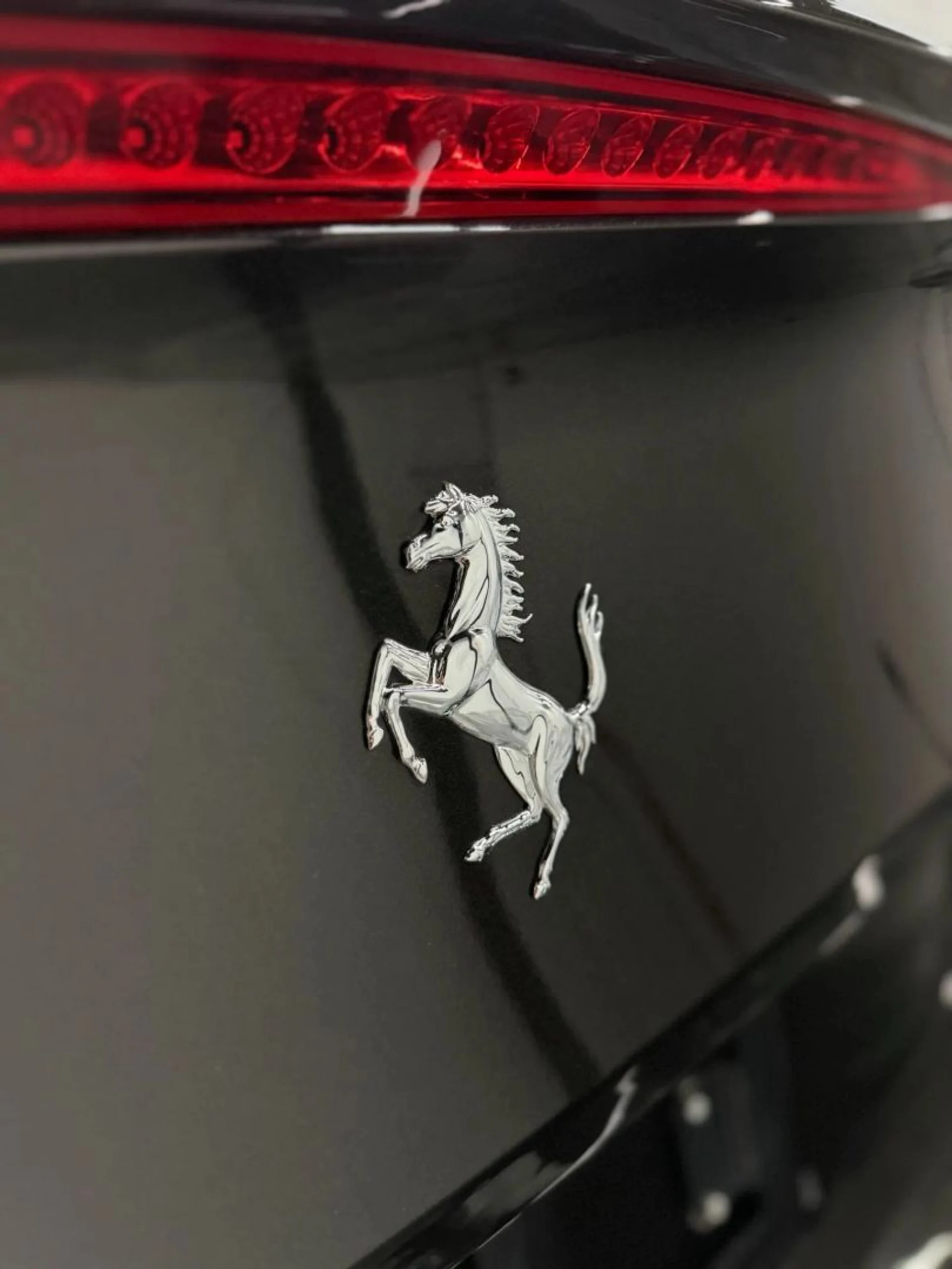 mph019_1115534425_202511_3b1bf7fc8e2548dba2f2ba7b71bf33f5_9169e9868f