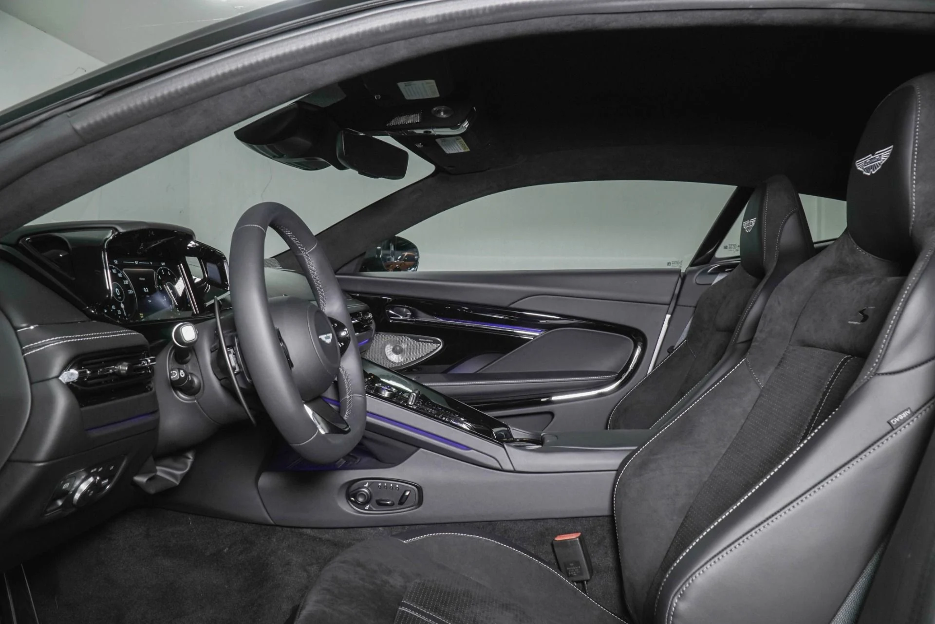mph019_1132338196_New_2026_Aston_Martin_DB_12_1789417407_10c80811cf