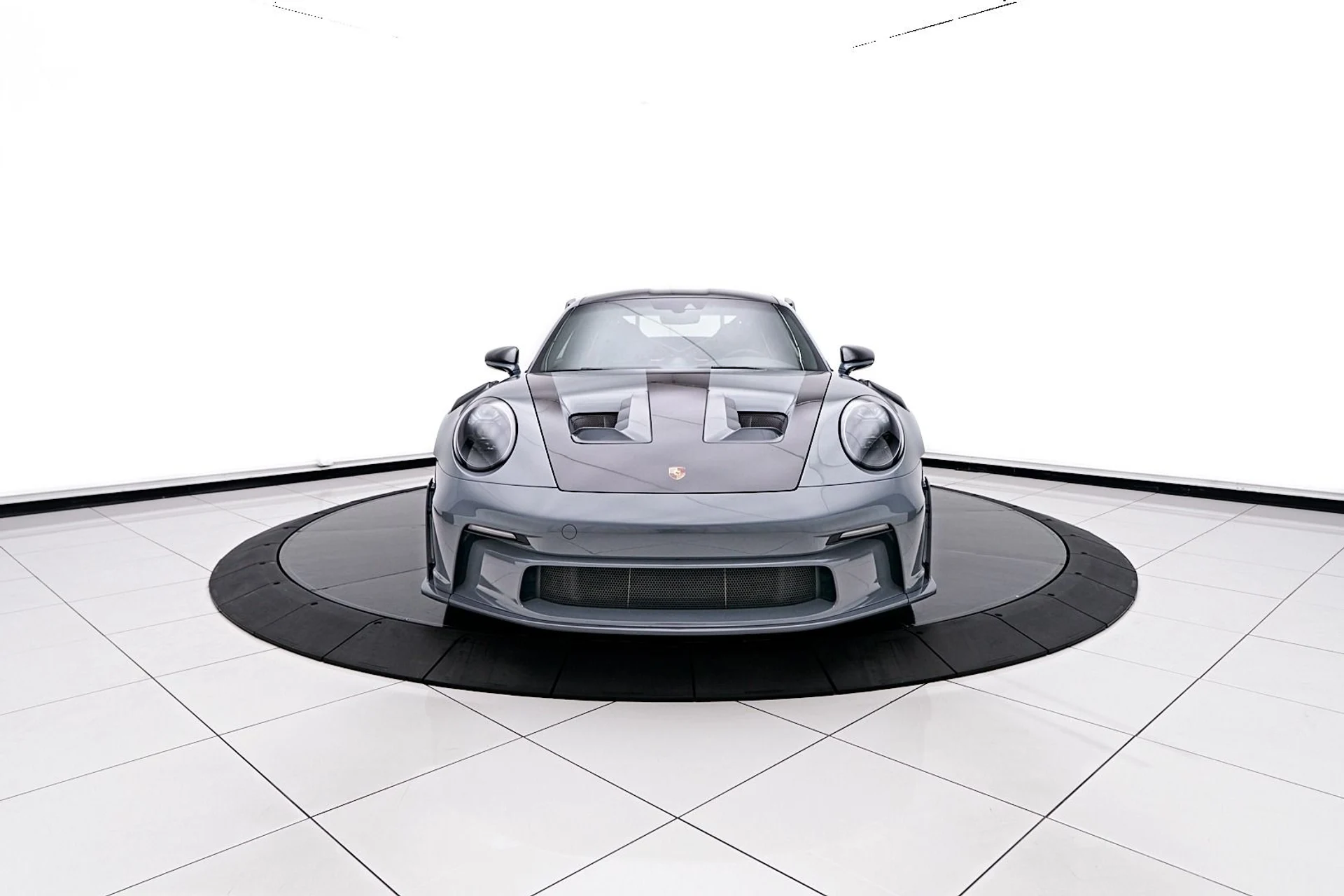 mph019_1140687821_Used_2024_Porsche_911_GT_3_RS_1740854858_fe0d2ada01