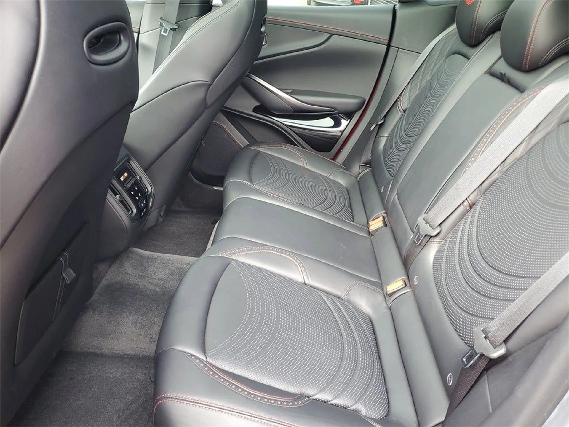 mph019_1142845612_20_02e1569423