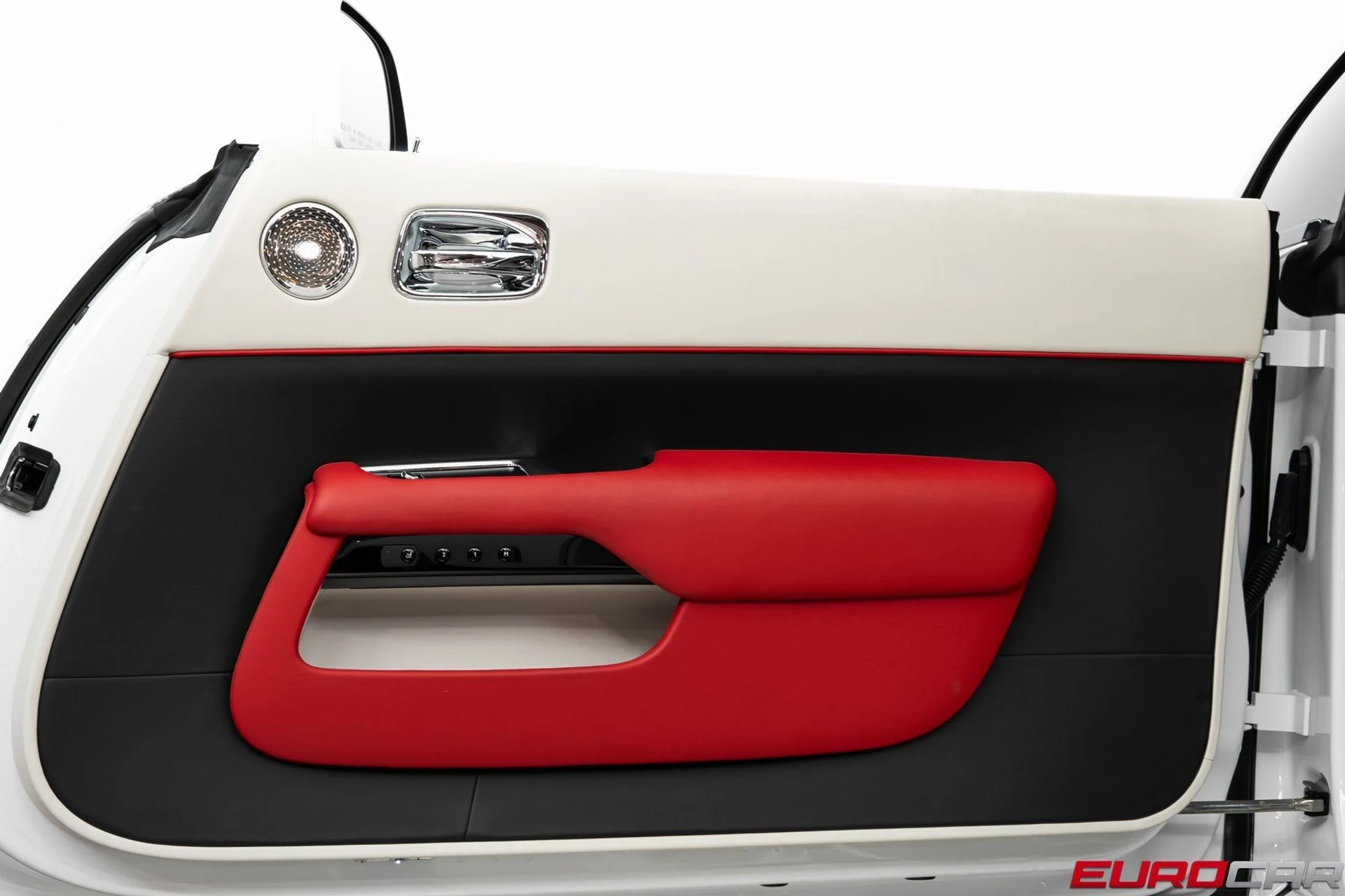 mph019_114365863_image_20_89f69b26b2