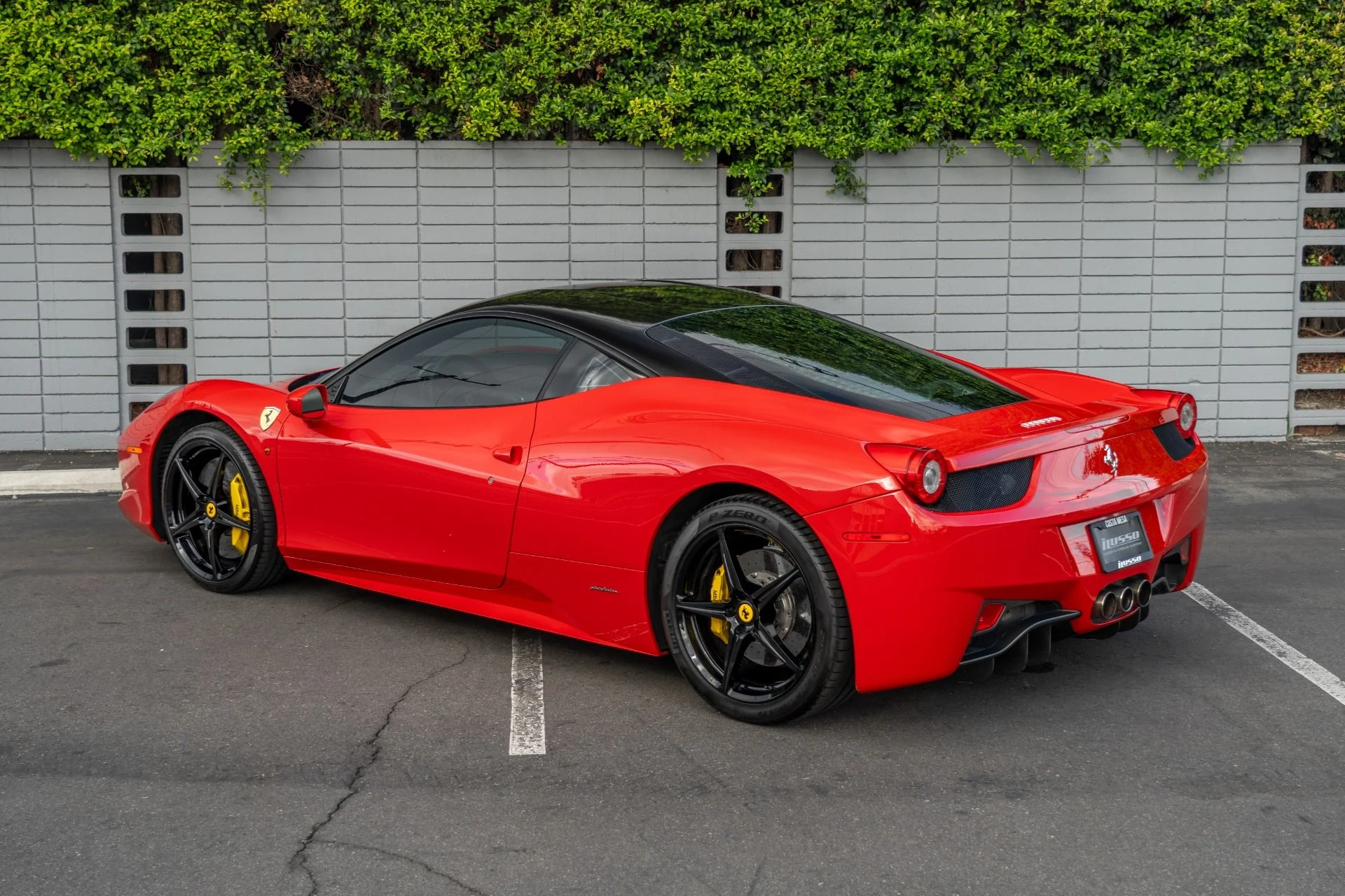 mph019_1146064280_Used_2012_Ferrari_458_Italia_1759348121_8b26020477