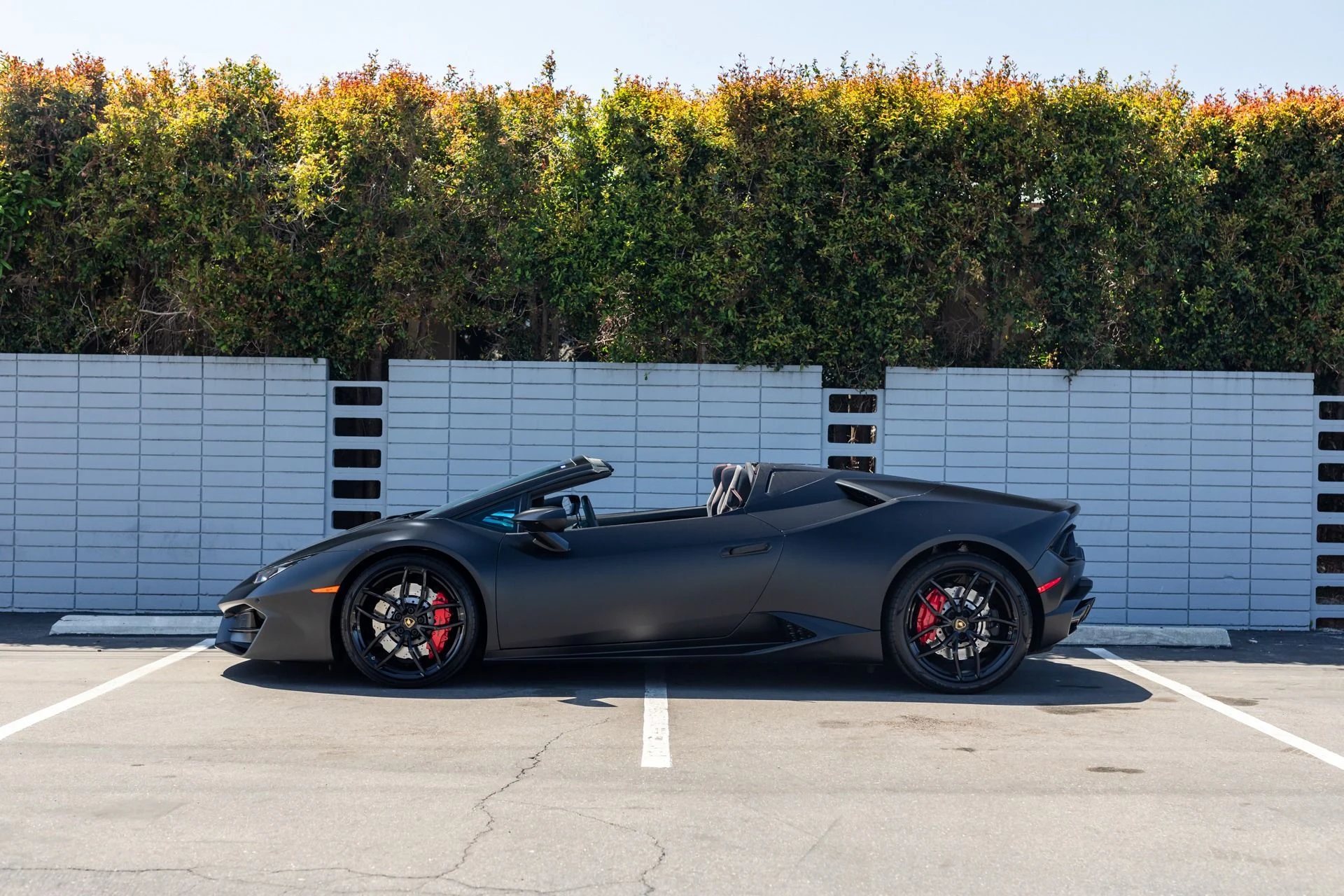 mph019_1147173789_Used_2018_Lamborghini_Huracan_LP_580_2_Spyder_1775682298_a324a7dd7c