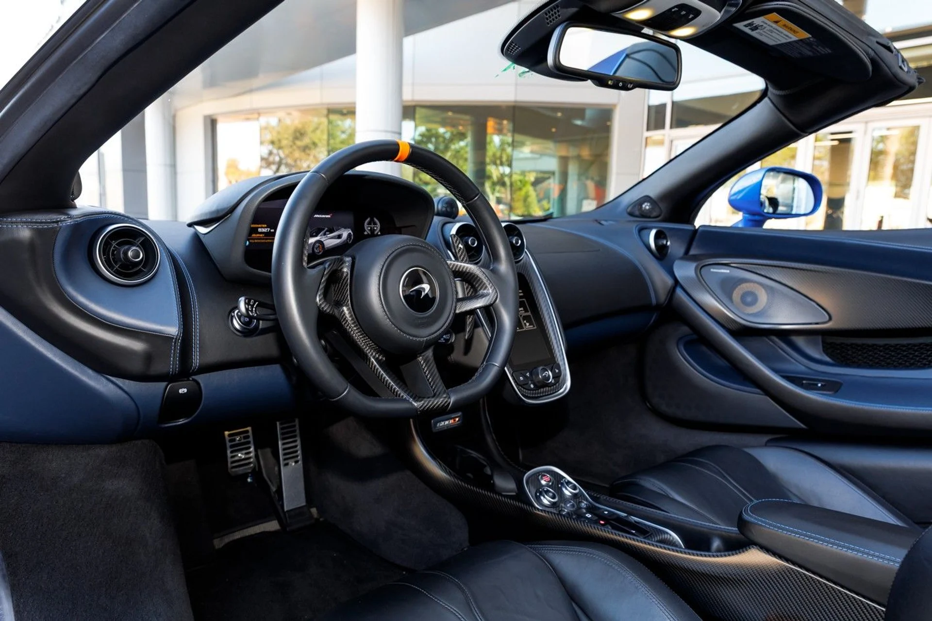 mph019_1147275502_14_p20_l_856a19cc9a