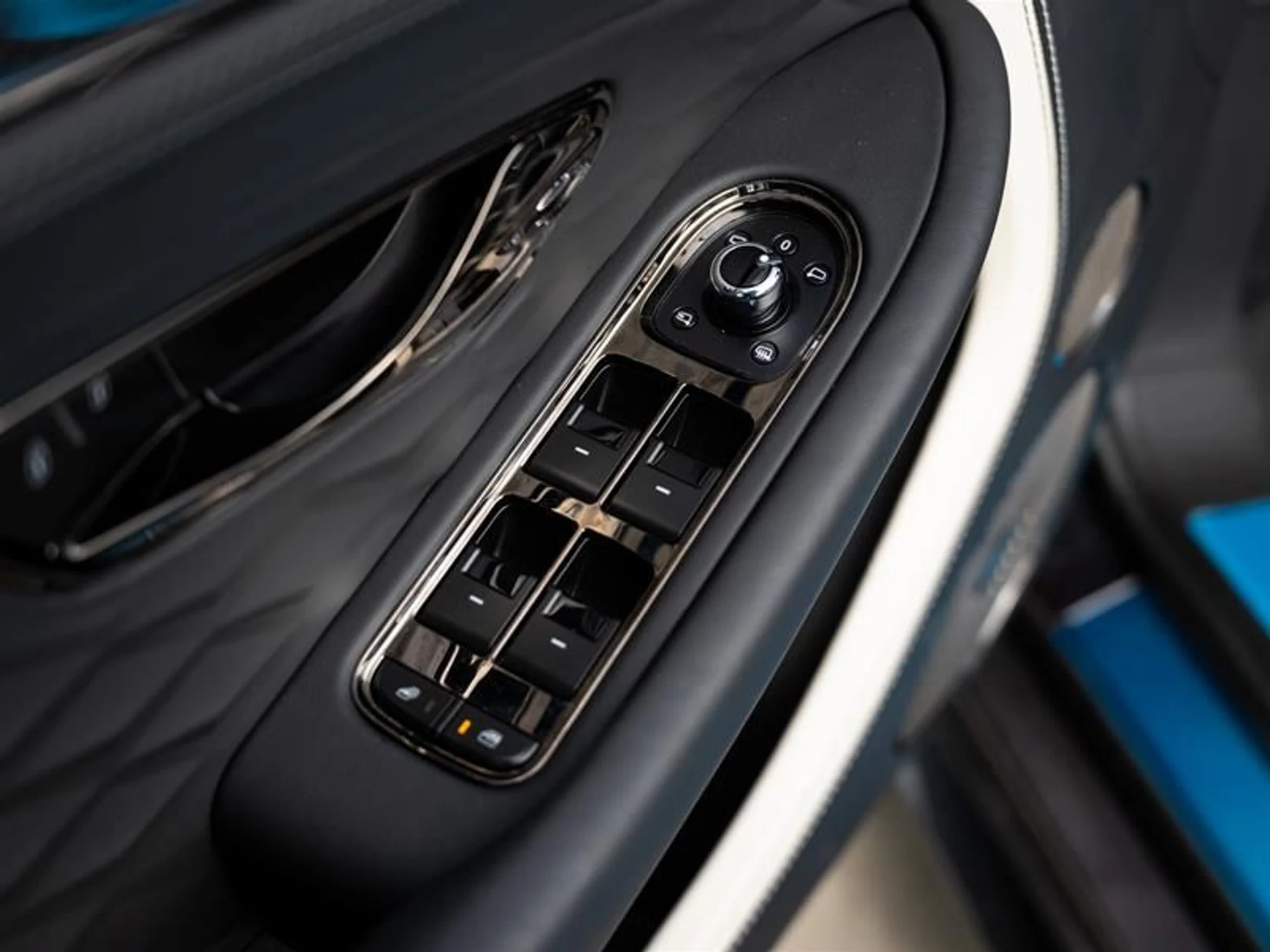 mph019_1150767070_aoma2i54_c23ed77d03