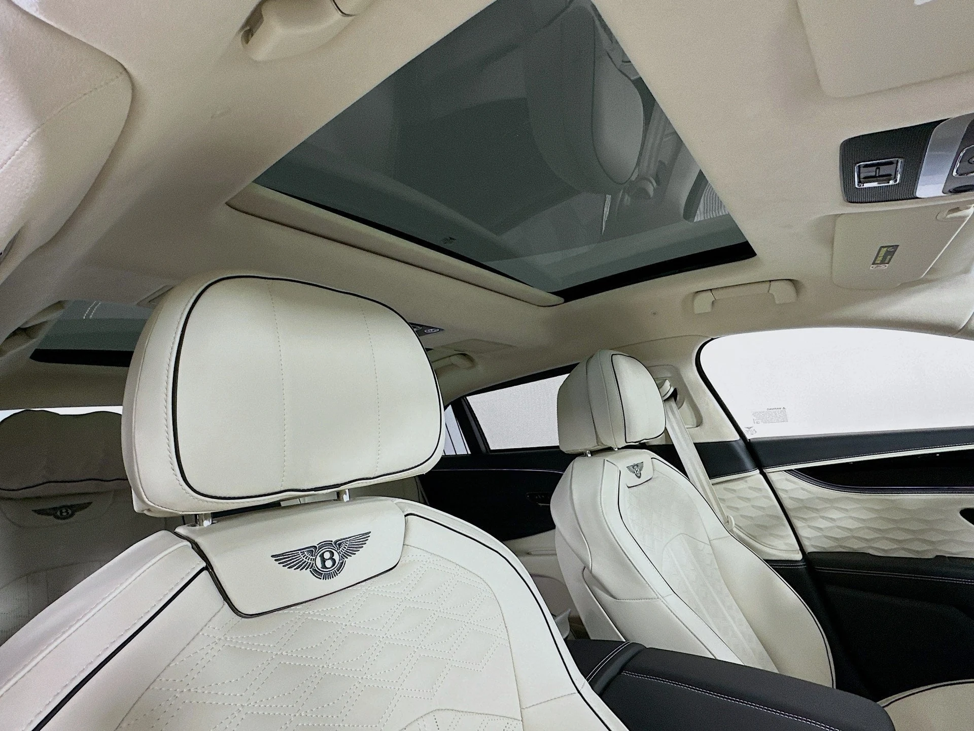 mph019_1154476631_20_4ae51aa3bc