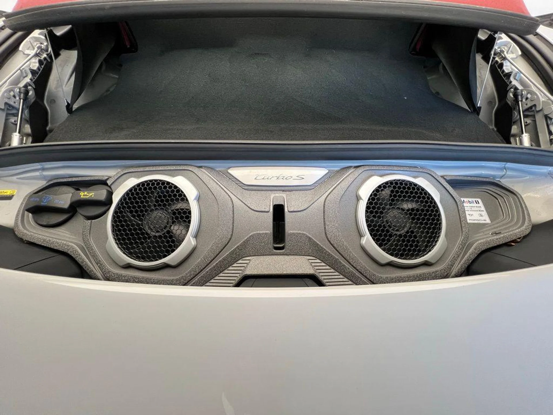 mph019_115672251_AU_Our_My_Ge_Qt_CH_Hf_Gfzuq_E9_Tp43s_7de64d0839