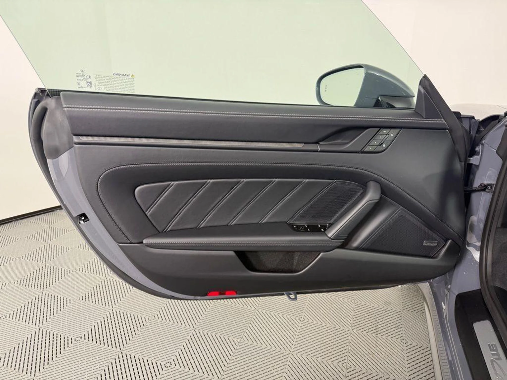 mph019_1156927366_nxfh_Cj_Qs9j7k_Qs1_U8_Wb6_N_Wc7e_QQ_04849061b2