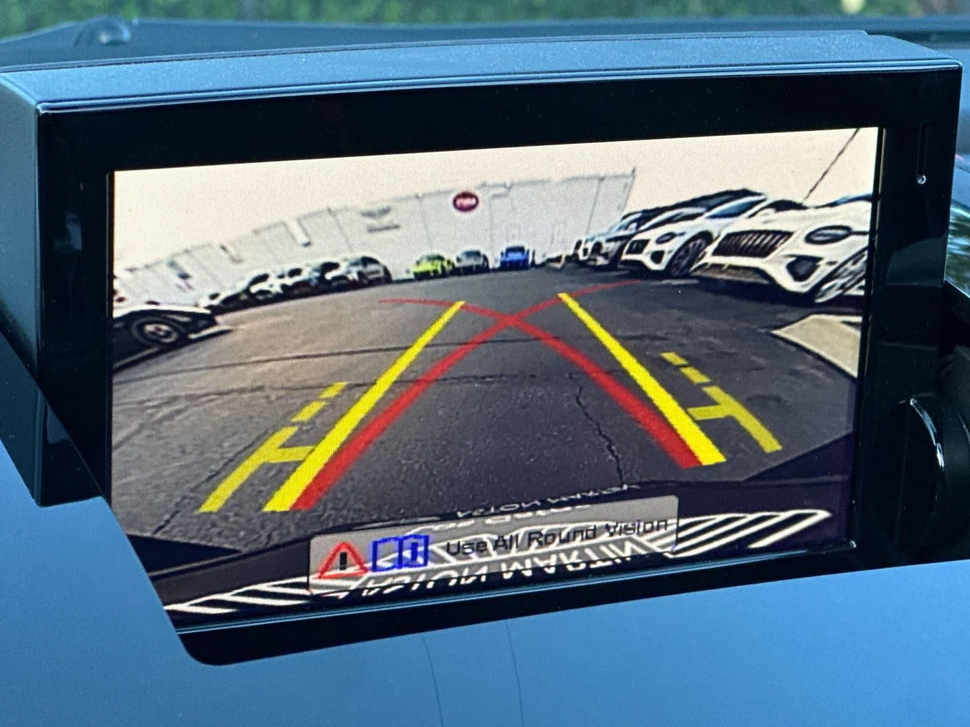 mph019_1160659043_Used_2017_Aston_Martin_V12_Vantage_S_1763219350_11a9797a81