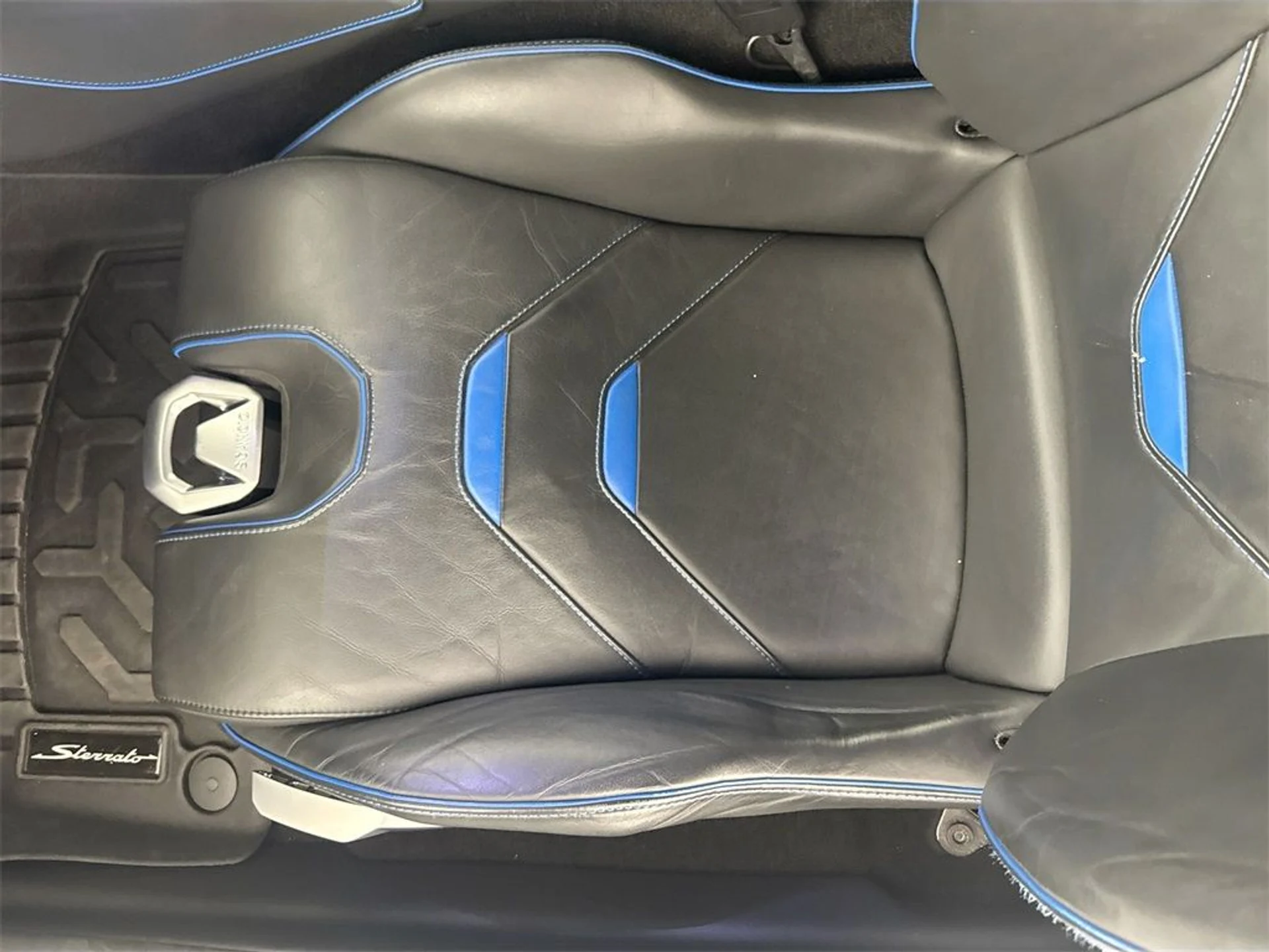 mph019_1162707385_5bf269b35c96a0a0a41d50dfa27d1d77_2624e589b2