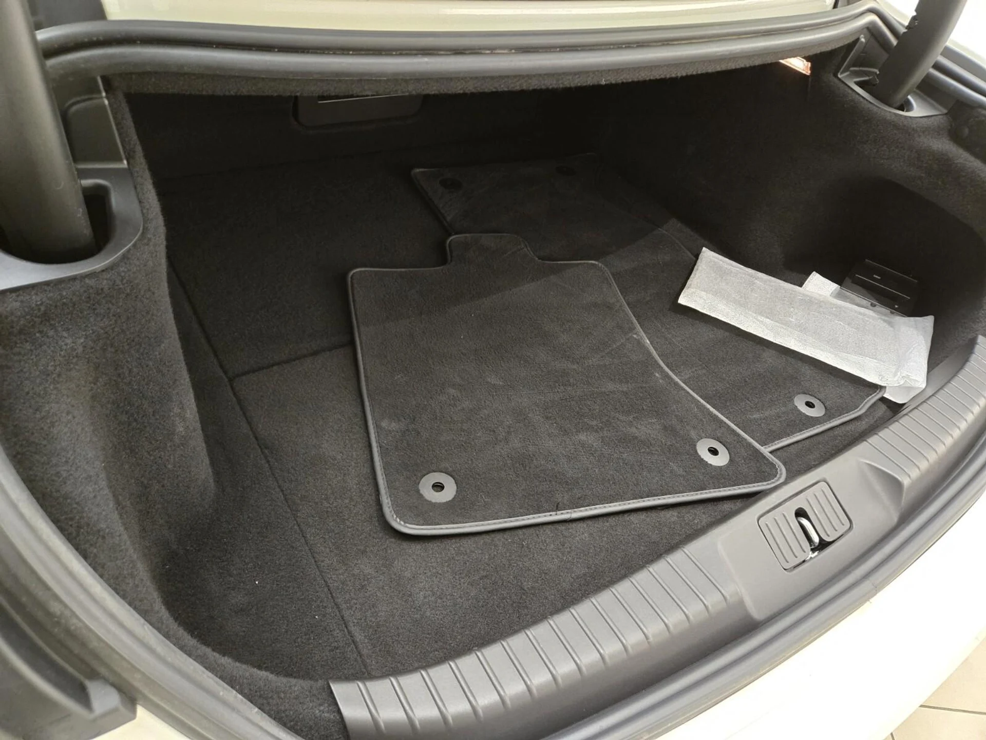 mph019_1171619604_Used_2024_Maserati_Gran_Turismo_Modena_1741349165_d55353d506