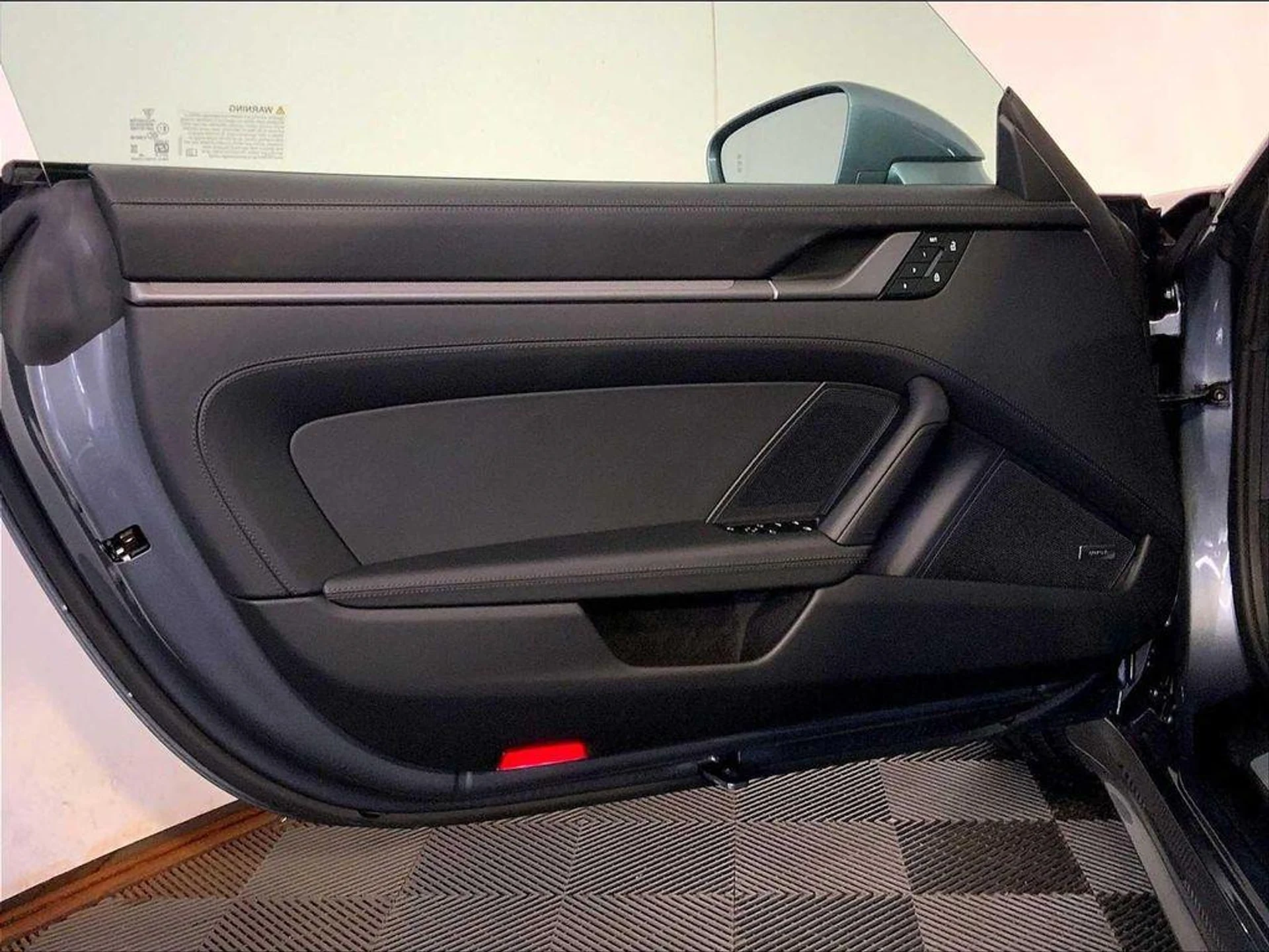 mph019_1174039847_s_Z_Hf_G4hv_Vo6_N_Ofg_Z_Wlx7i_FKE_35o_67d9ea5d24