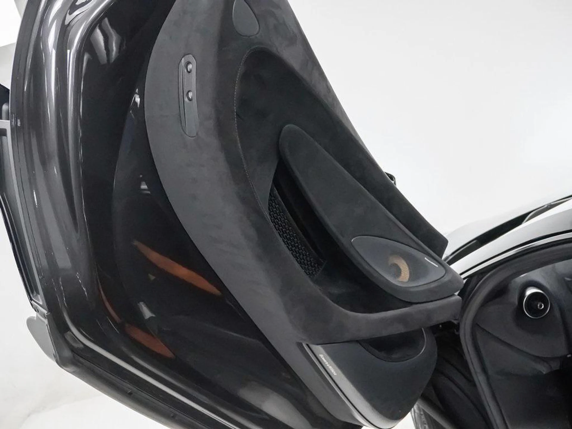 mph019_1174663273_GQ_Wd_M1q_IA_Kl_PD_z_d_GO_6_I_Lkh_Z_Go_e7d538c4de