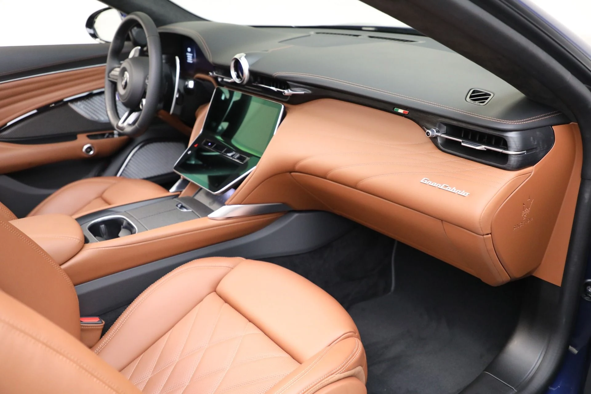 mph019_1176934213_New_2026_Maserati_Gran_Cabrio_Trofeo_1762815465_3b6f6600d5