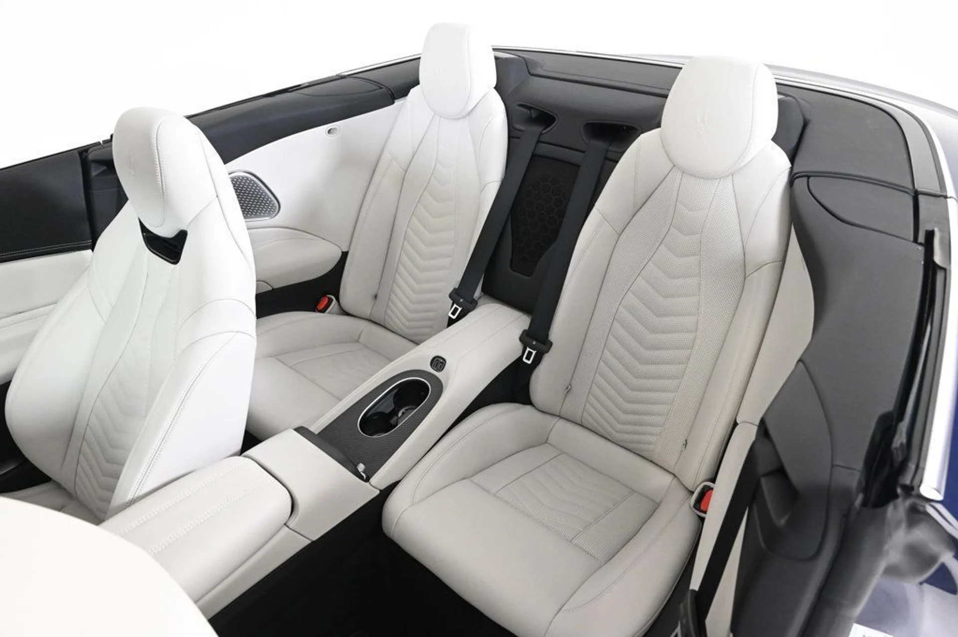 mph019_1205392070_new_2026_maserati_grancabrio_convertible_11350_22949331_19_1024_3802dd89b0