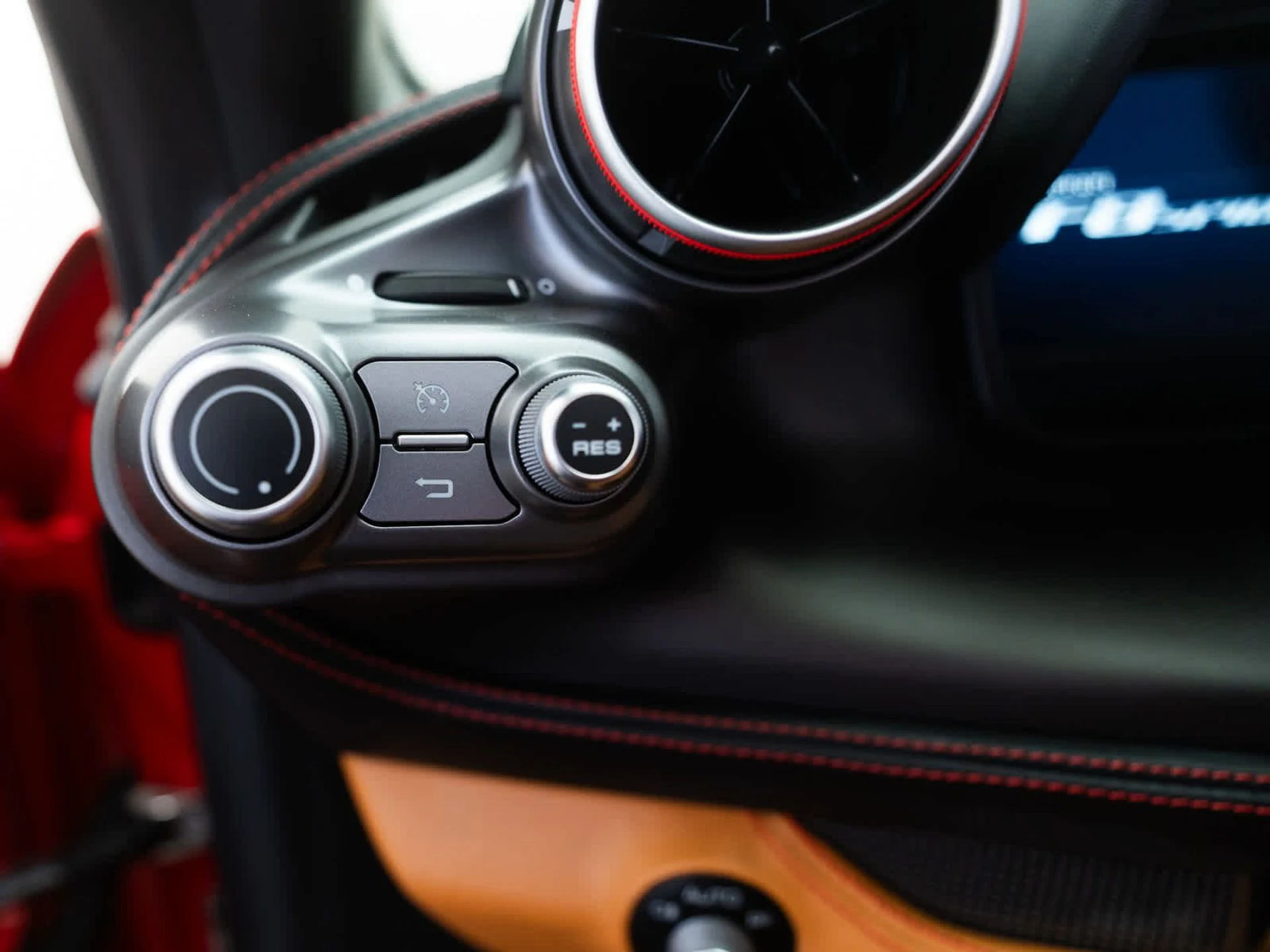 mph019_1207903561_6fe442255ccfb9998679116e47488443x_1b115a8b59