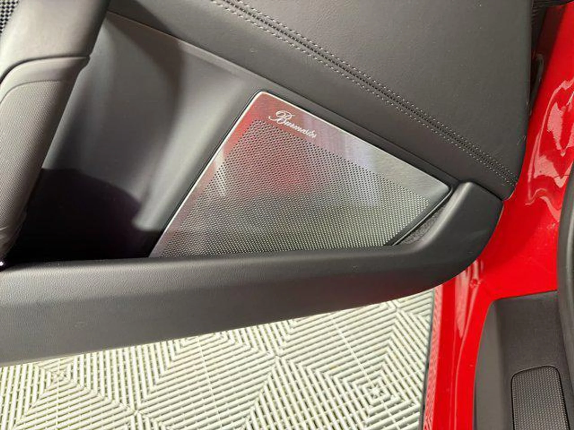 mph019_1209347852_UQ_Kg1_W_X_Gd_Y1or4_P9e_OW_Ac6ierk_78a9ed3b2d