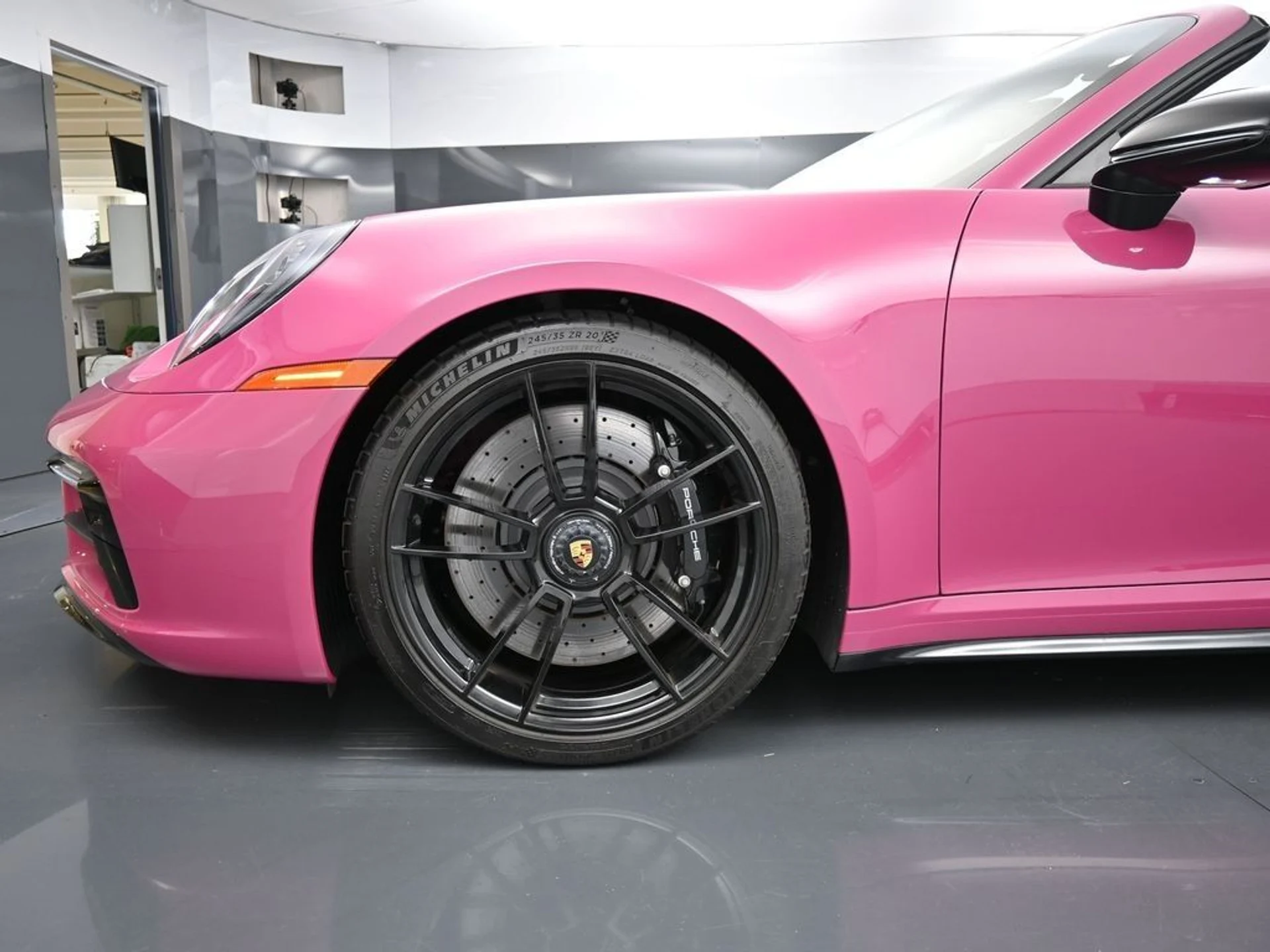 mph019_121292133_56fd7e50f2c6beda1e4801d539e81459_d0012648ff