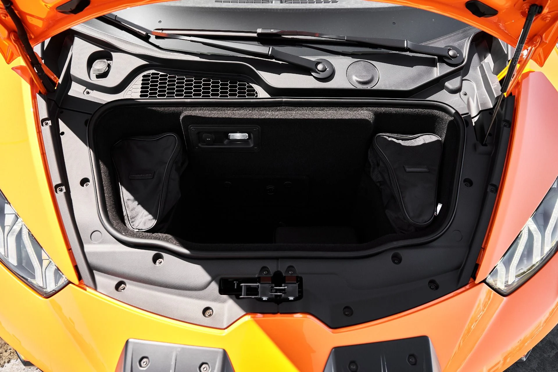 mph019_1213032692_Used_2023_Lamborghini_Huracan_Sterrato_Base_1776823411_788a999f76