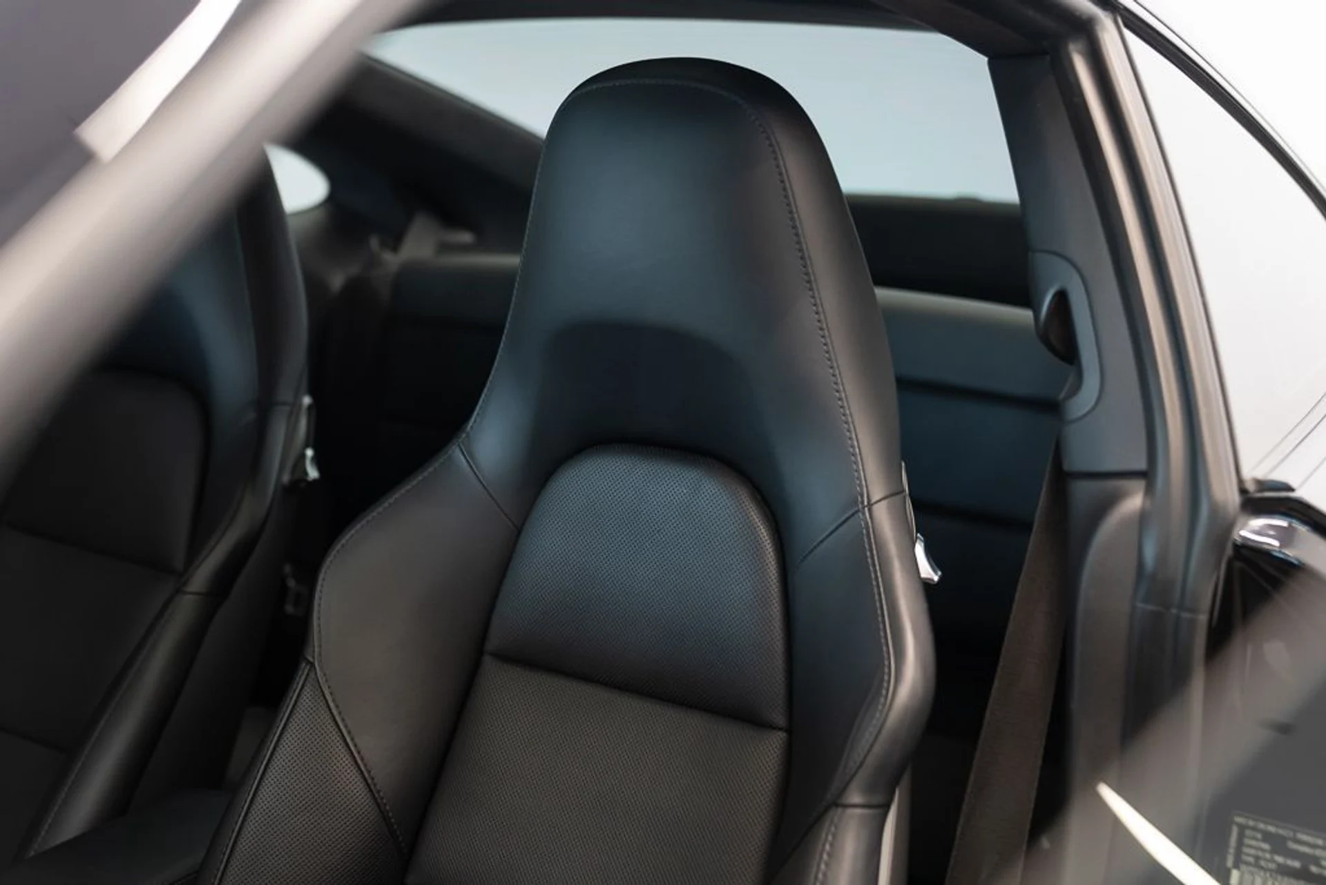 mph019_1224715395_porsche_911_2017_b2ea915fcb