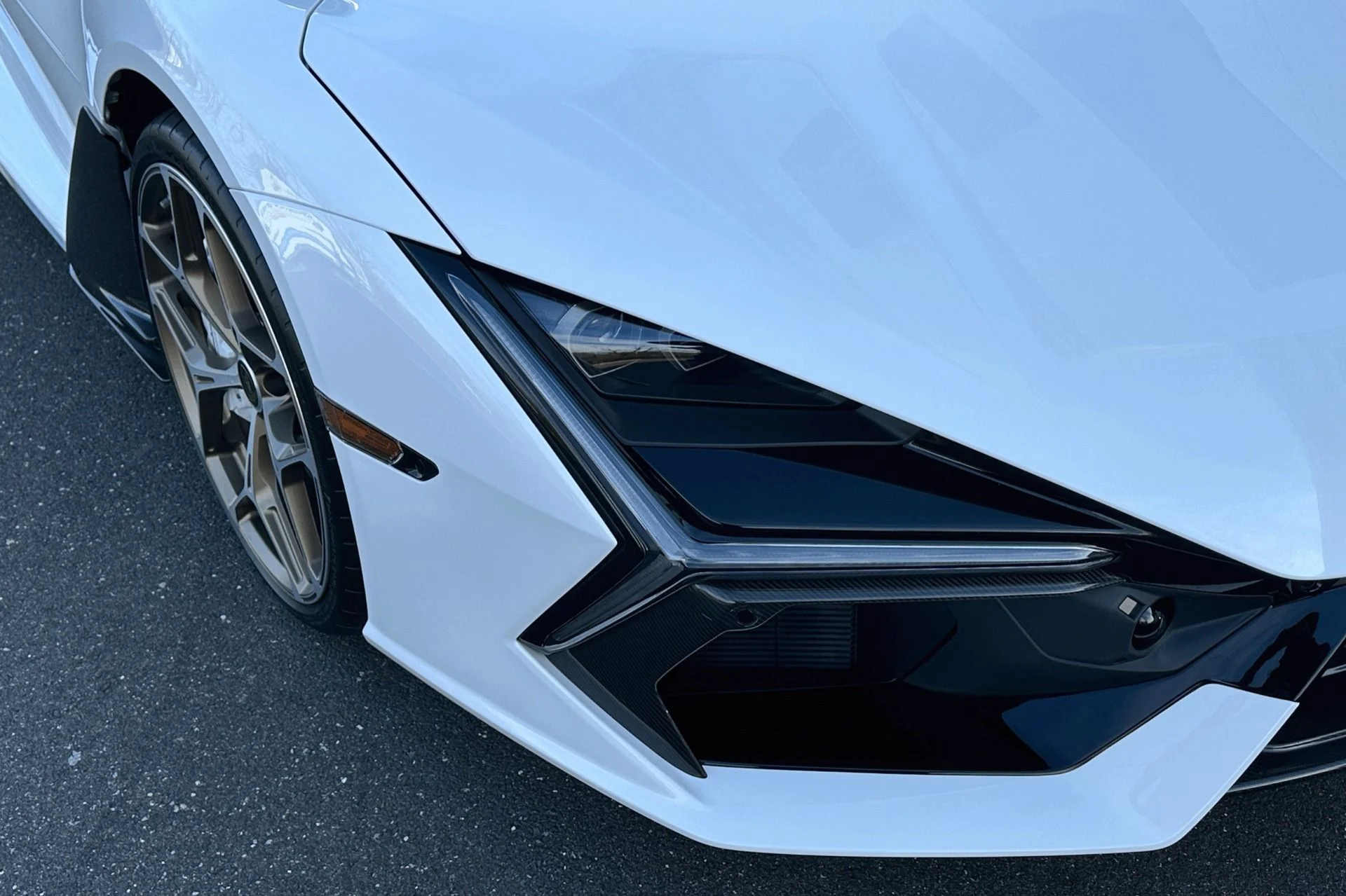 mph019_122696727_New_2026_Lamborghini_Revuelto_1765461439_c4a690b5dc