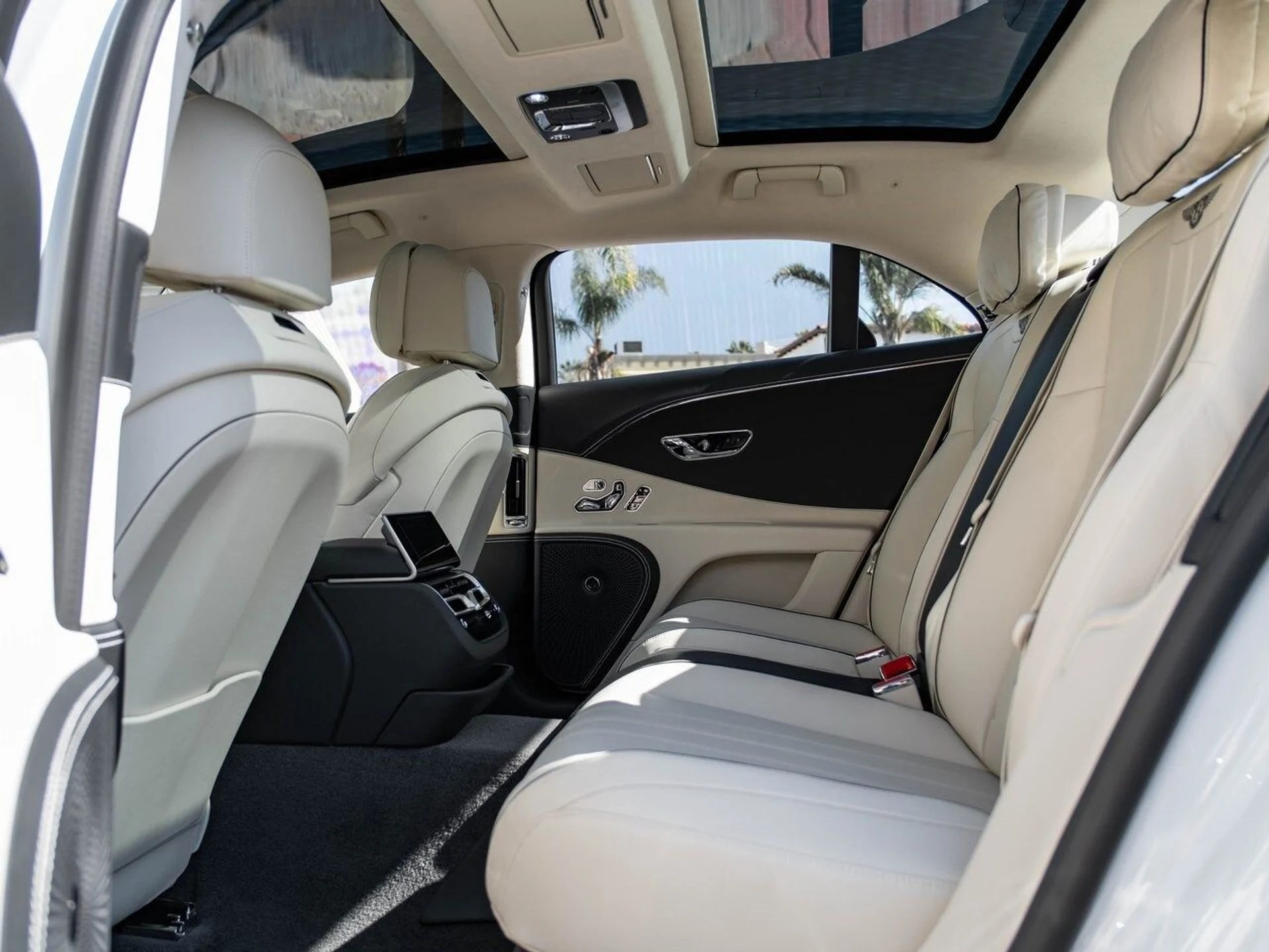 mph019_1236170189_d7fc9a8f983248583a3c755c760d41ddx_632fb2aa06