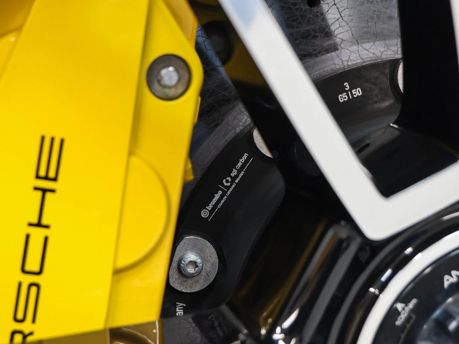 mph019_1236808303_20_46793c8350