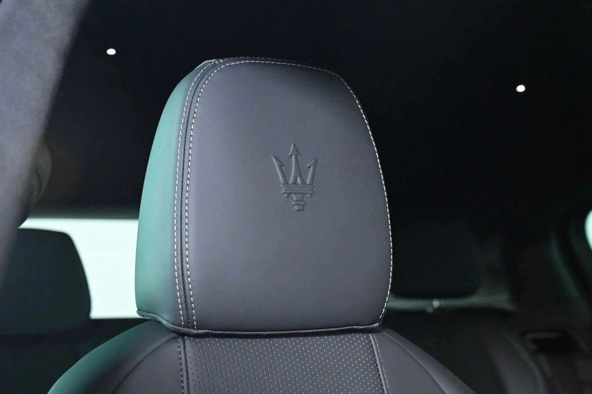 mph019_1237022338_new_2026_maserati_grecale_modenaawd_11350_22995340_20_1024_56b1398c51