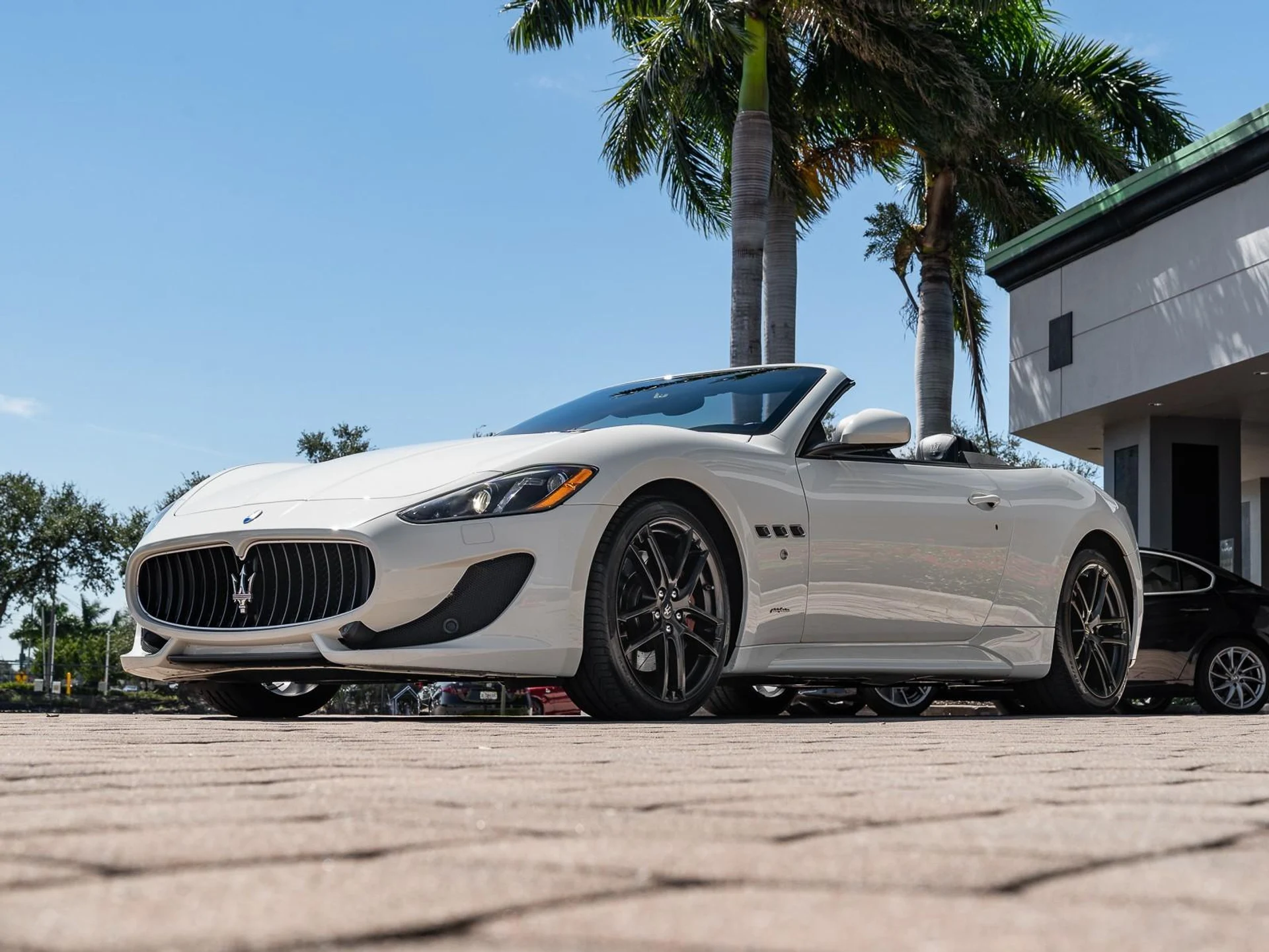 mph019_1237183009_Used_2015_Maserati_Gran_Turismo_Convertible_Sport_1760472353_098309f6f3