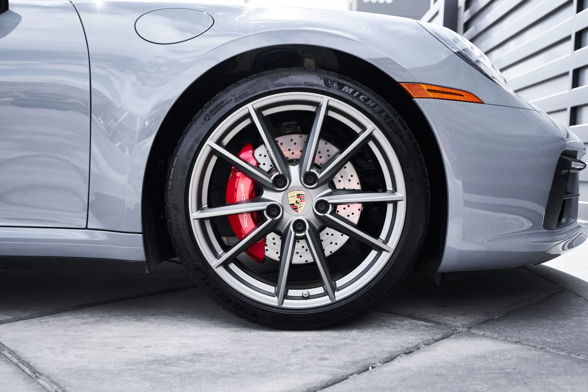 mph019_1242846240_Used_2024_Porsche_911_Targa_4_GTS_1760491546_991dc479d4