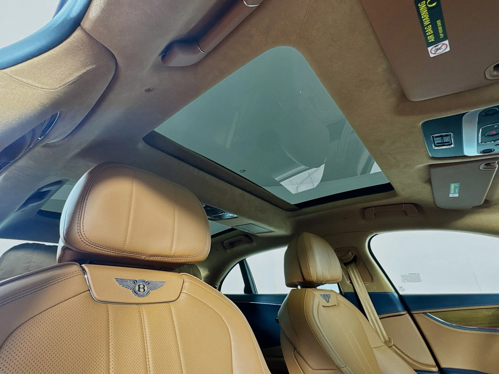 mph019_124632175_32a41985020f20cf6eabecaf26dfc5f7x_5e5b2b149f